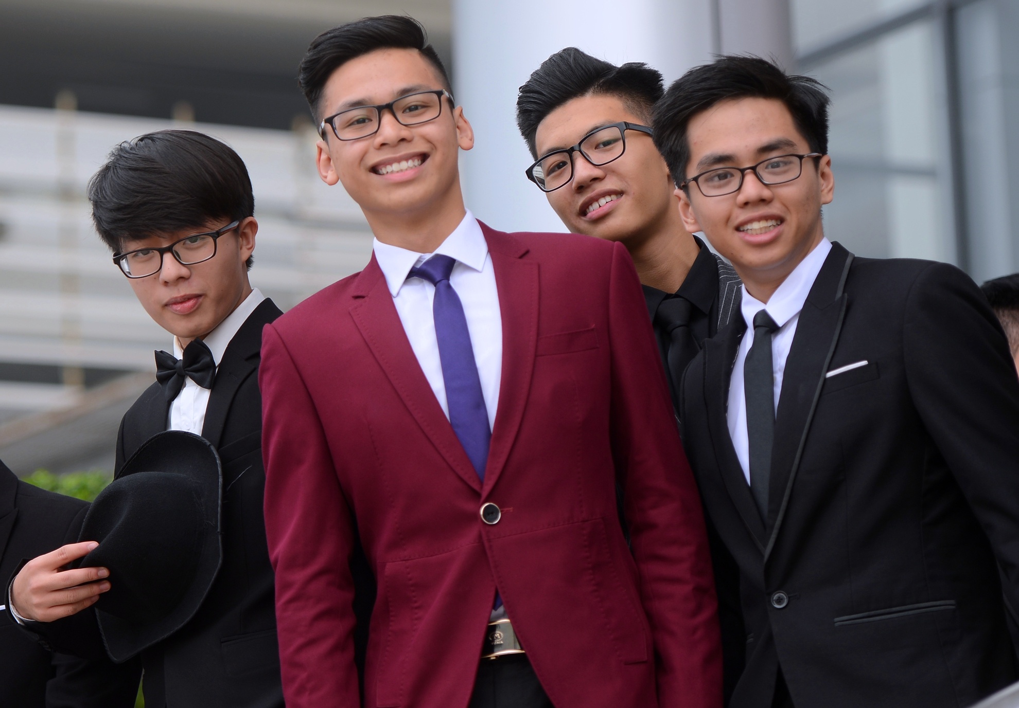 Nu sinh Ams mac ao dai anh 4