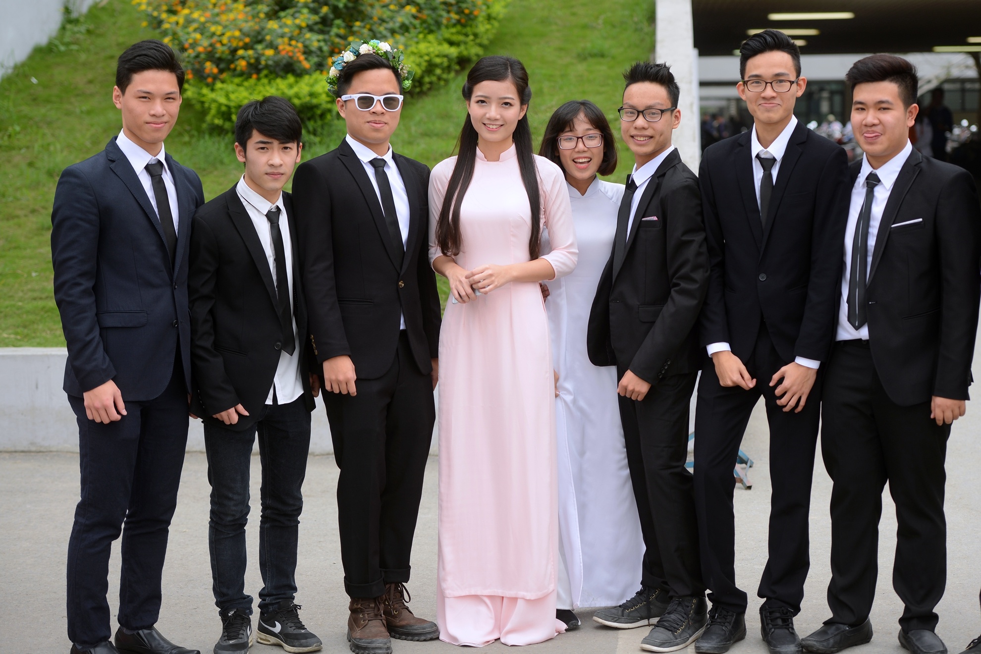 Nu sinh Ams mac ao dai anh 12