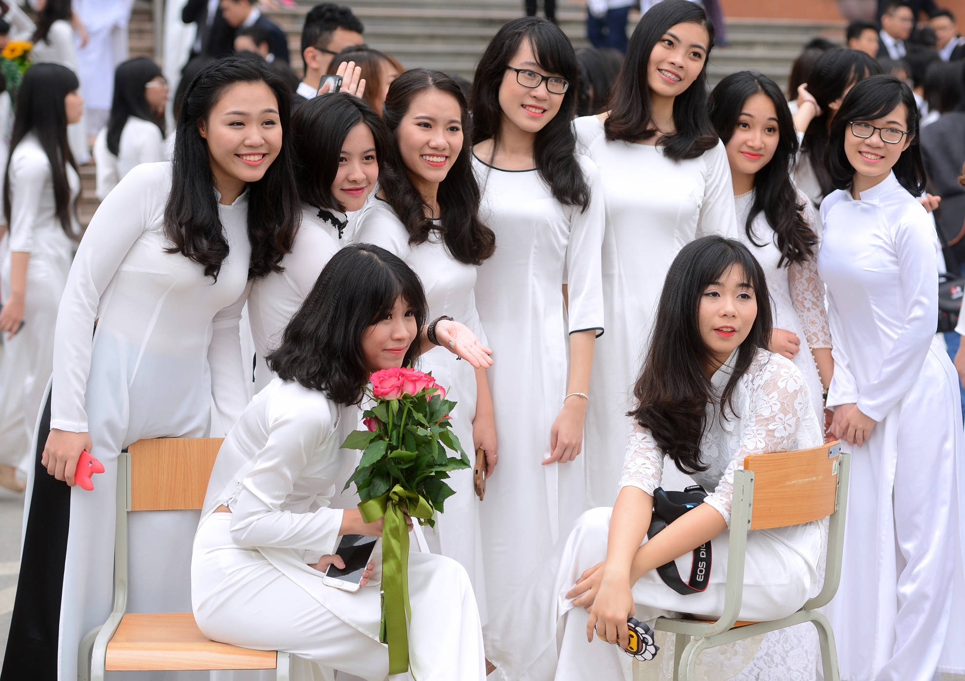 Nu sinh Ams mac ao dai anh 10