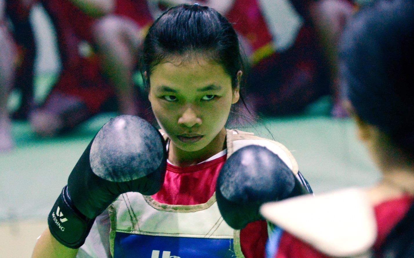 Mot buoi luyen vo dac biet cua nu sinh cong an hinh anh