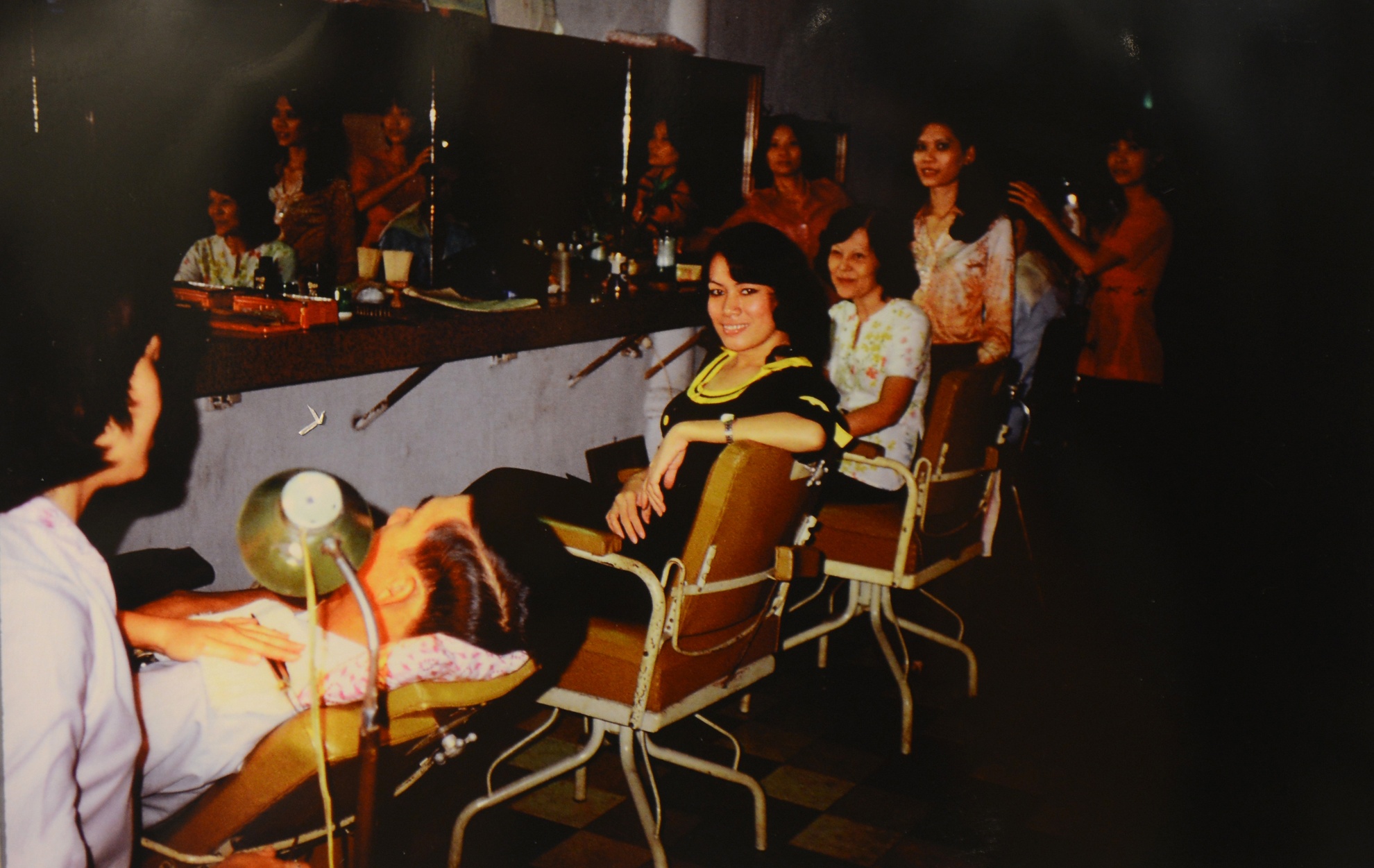 Trien lam anh Viet Nam nhung nam 80 anh 15