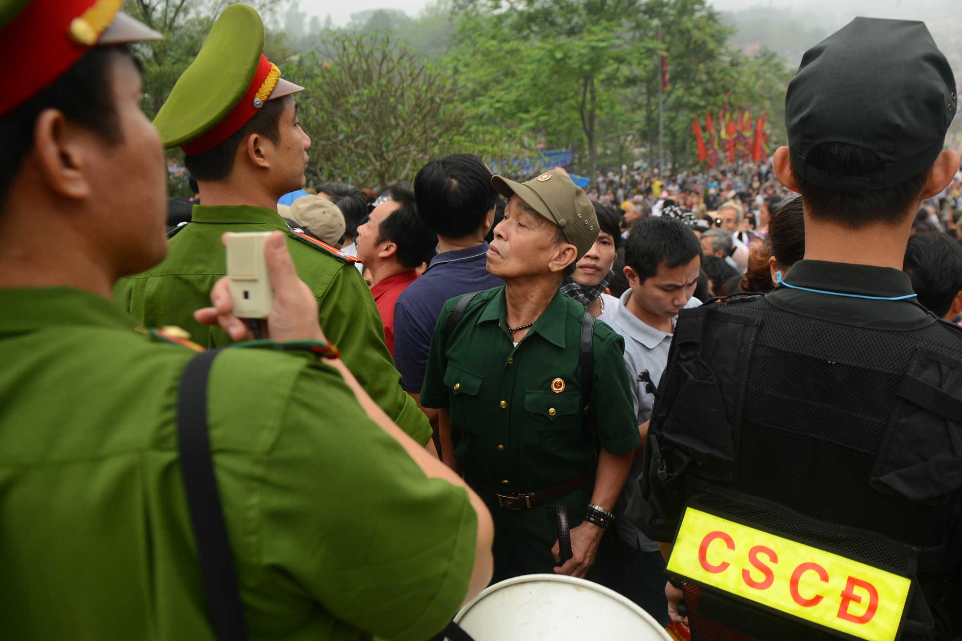 Le hoi Den Hung anh 11