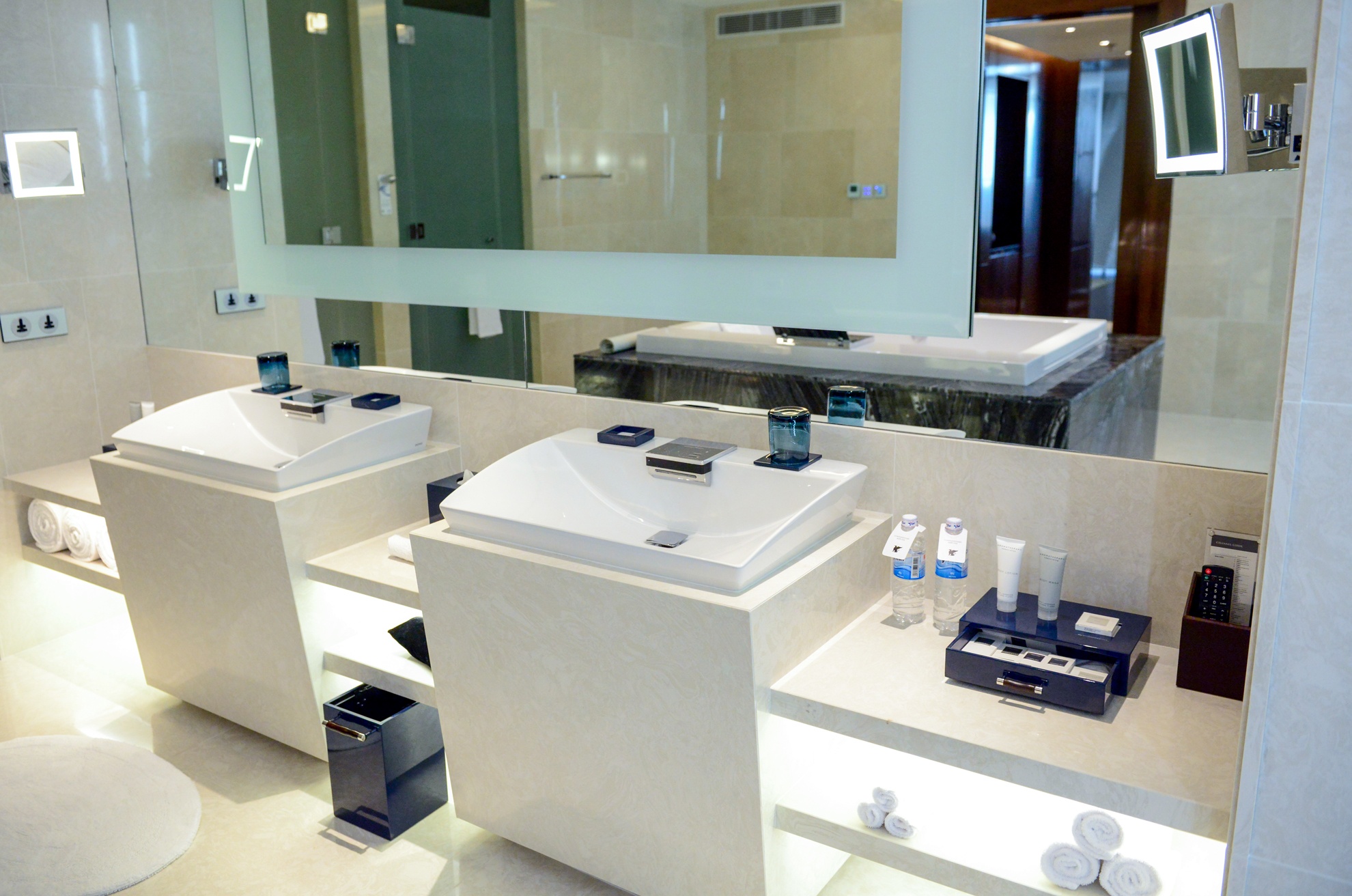 Obama o khach san nao tai Ha Noi anh 15