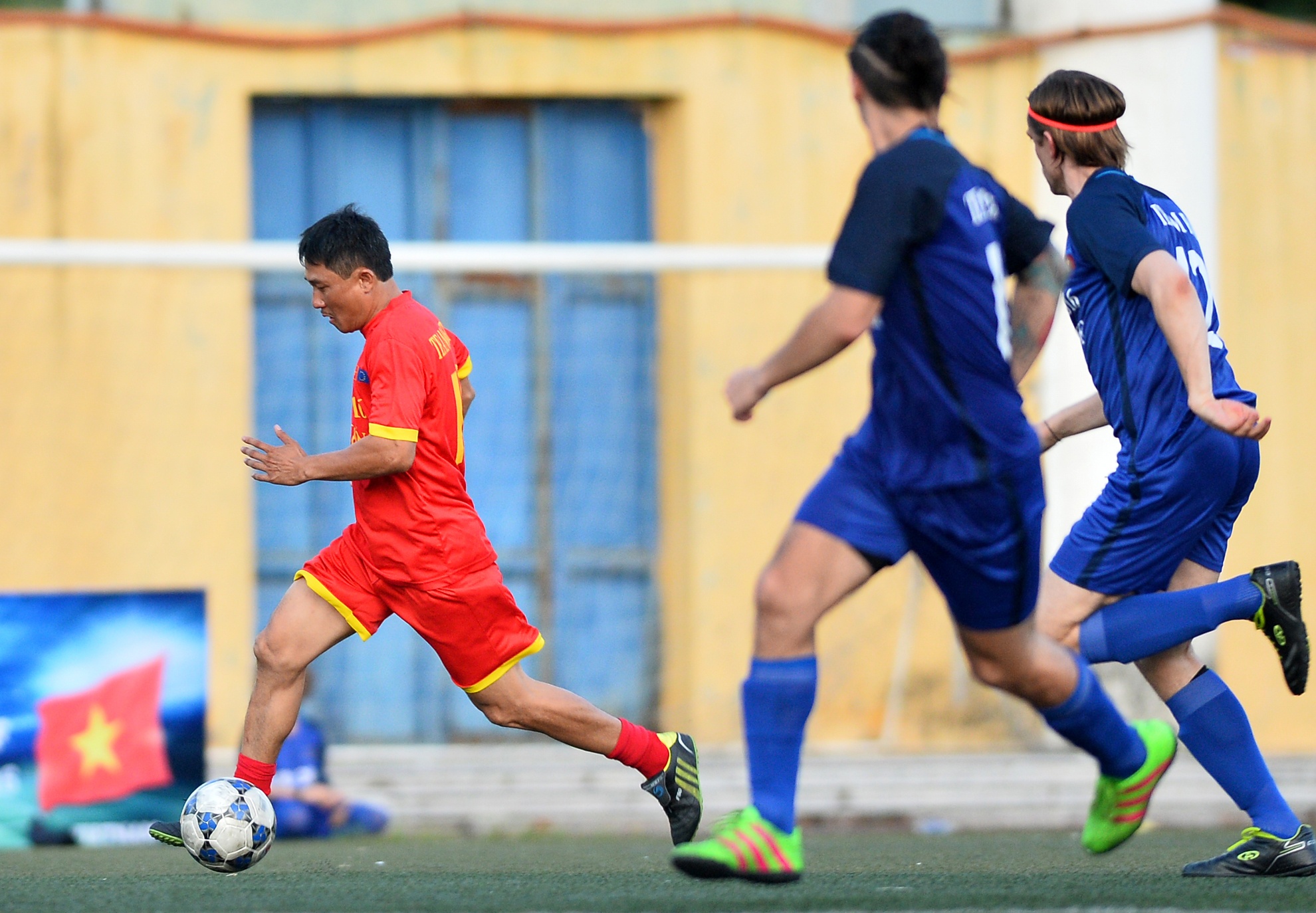 giao huu bong da khoi dong Euro 2016 anh 14