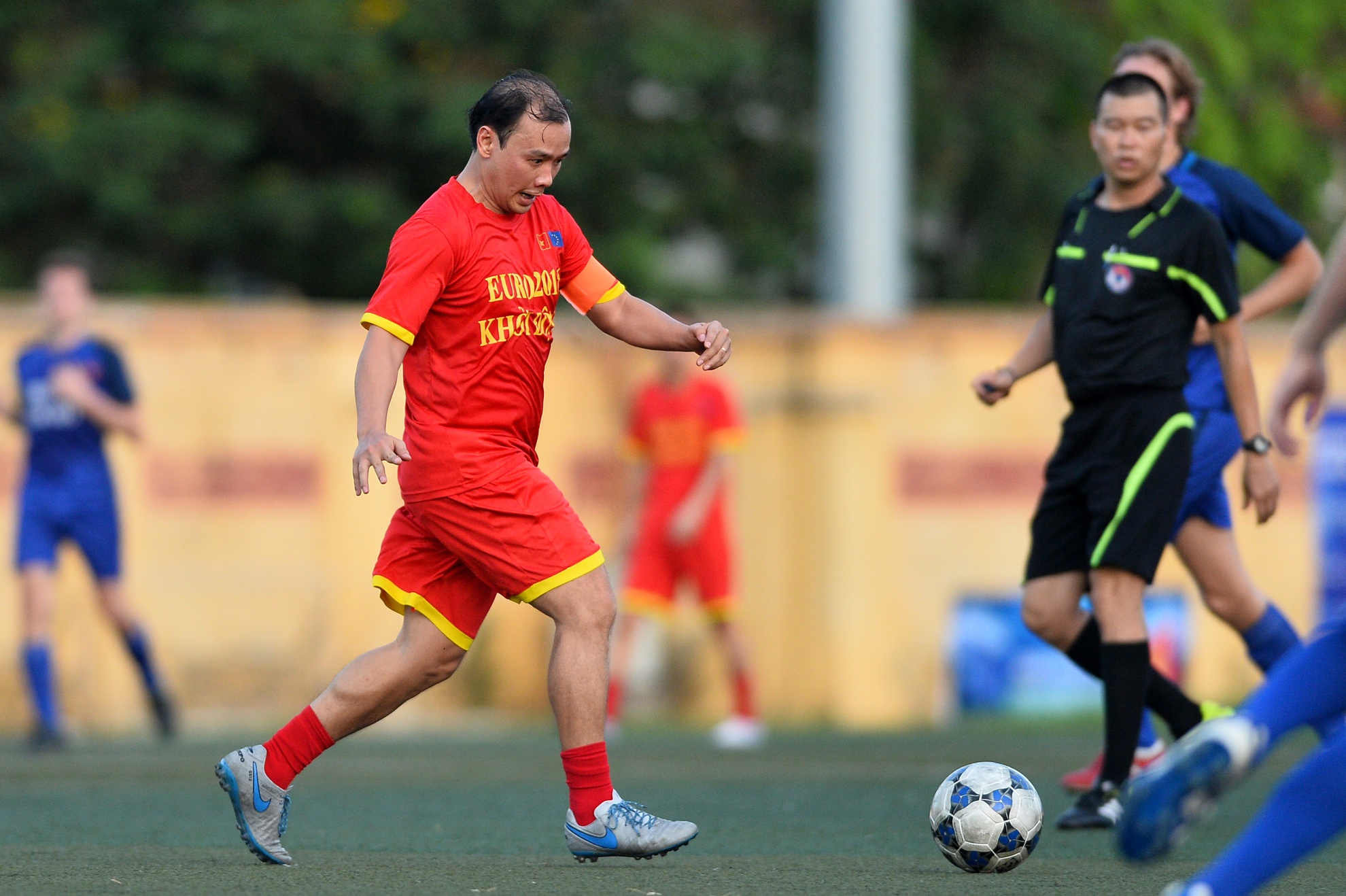 giao huu bong da khoi dong Euro 2016 anh 4