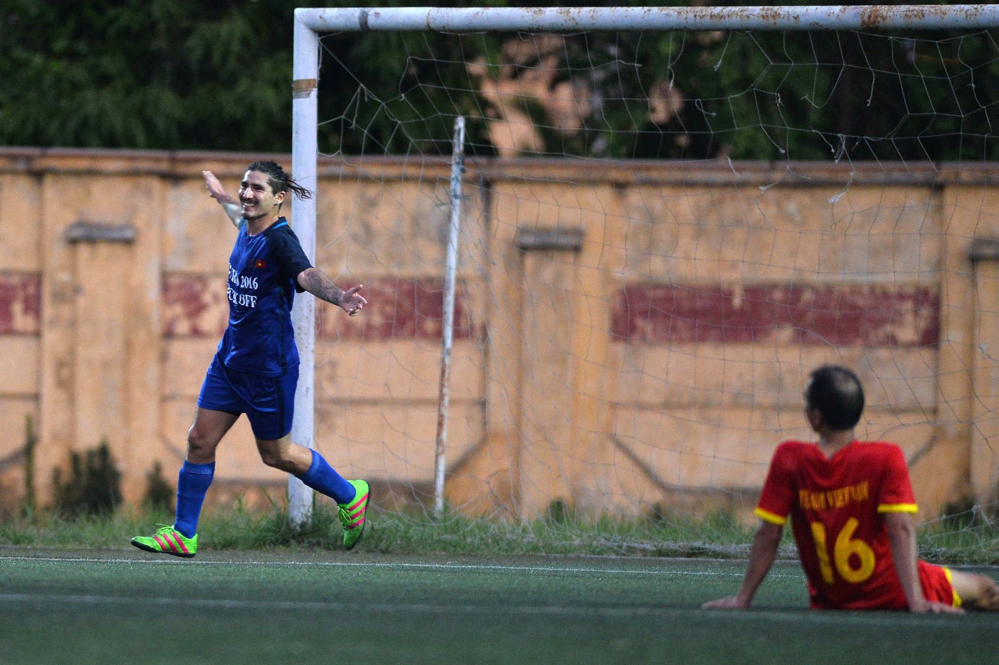 giao huu bong da khoi dong Euro 2016 anh 16