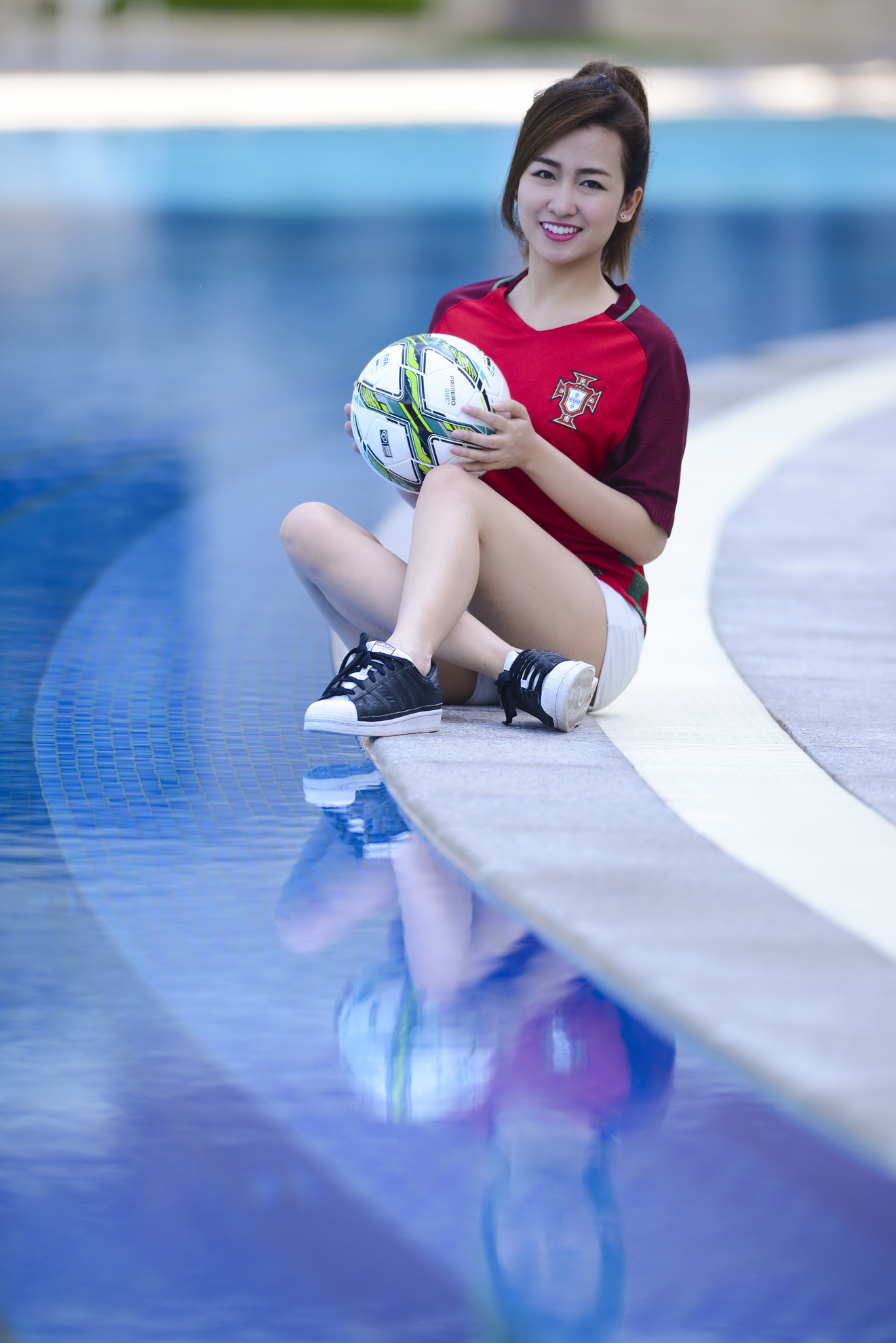 DJ Trang Moon cổ vũ Ronaldo ảnh 10 DJ Trang Moon co vu Ronaldo anh 10
