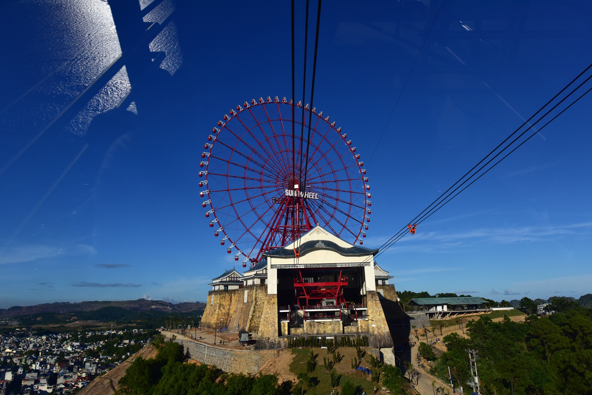 Cap treo Ha Long khanh thanh anh 12
