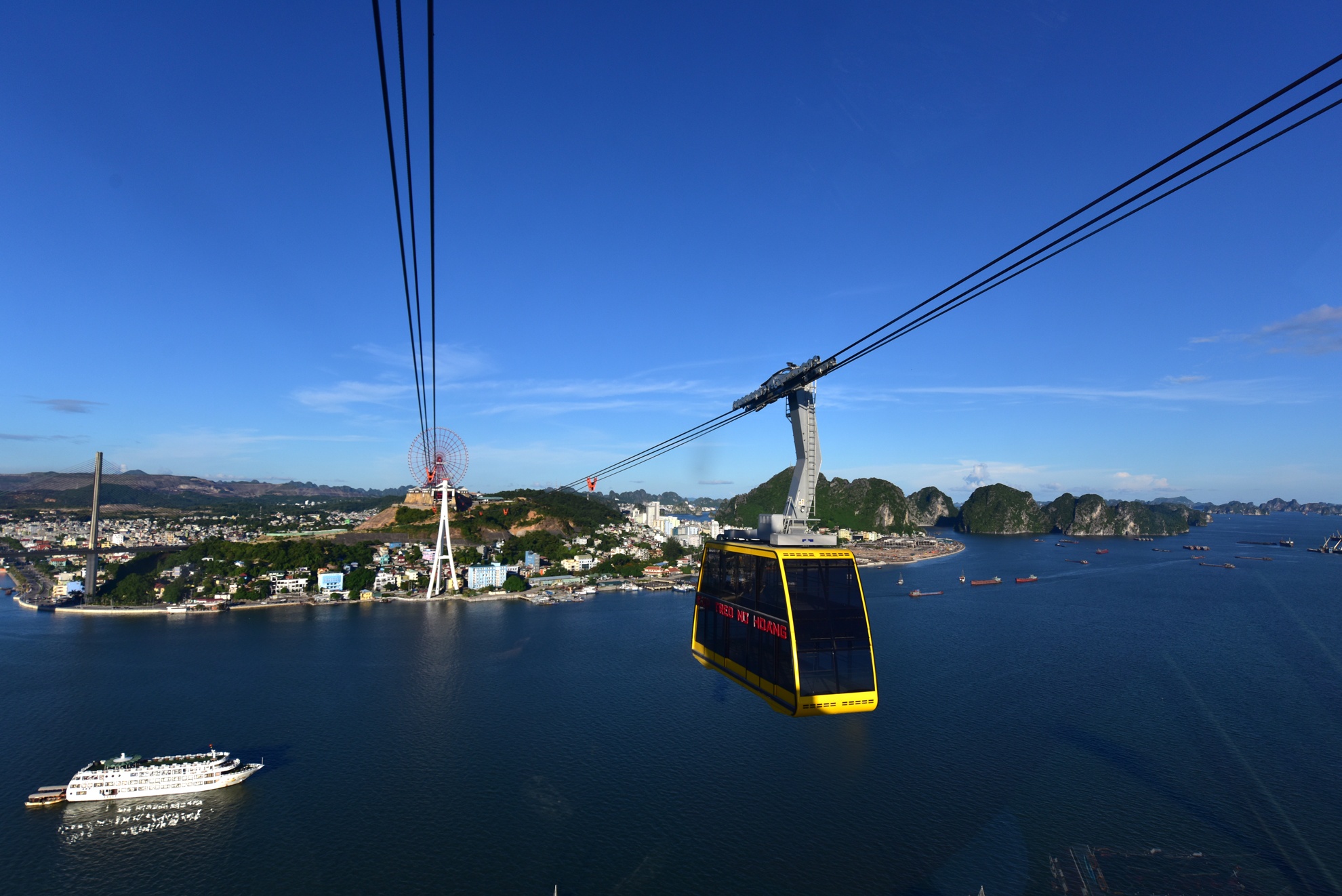 Cap treo Ha Long khanh thanh anh 7