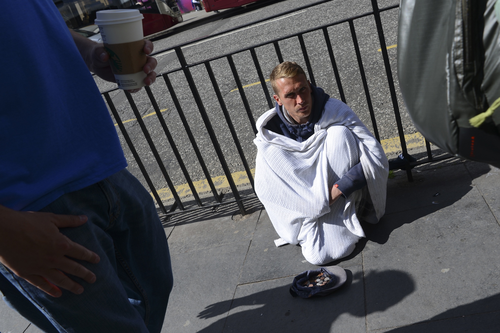 Nghe an xin kiem hang tram bang moi ngay o Anh hinh anh