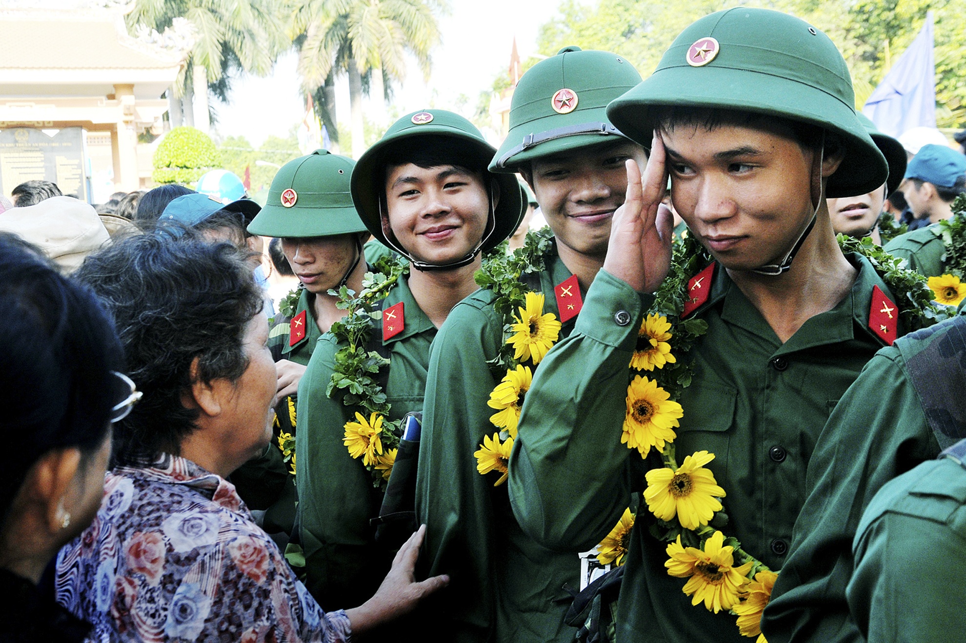 Trao giai Khoang Khac Vang 04 anh 10