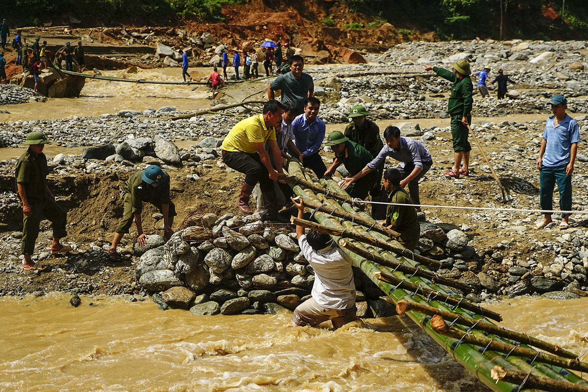 Trao giai Khoang Khac Vang 04 anh 2