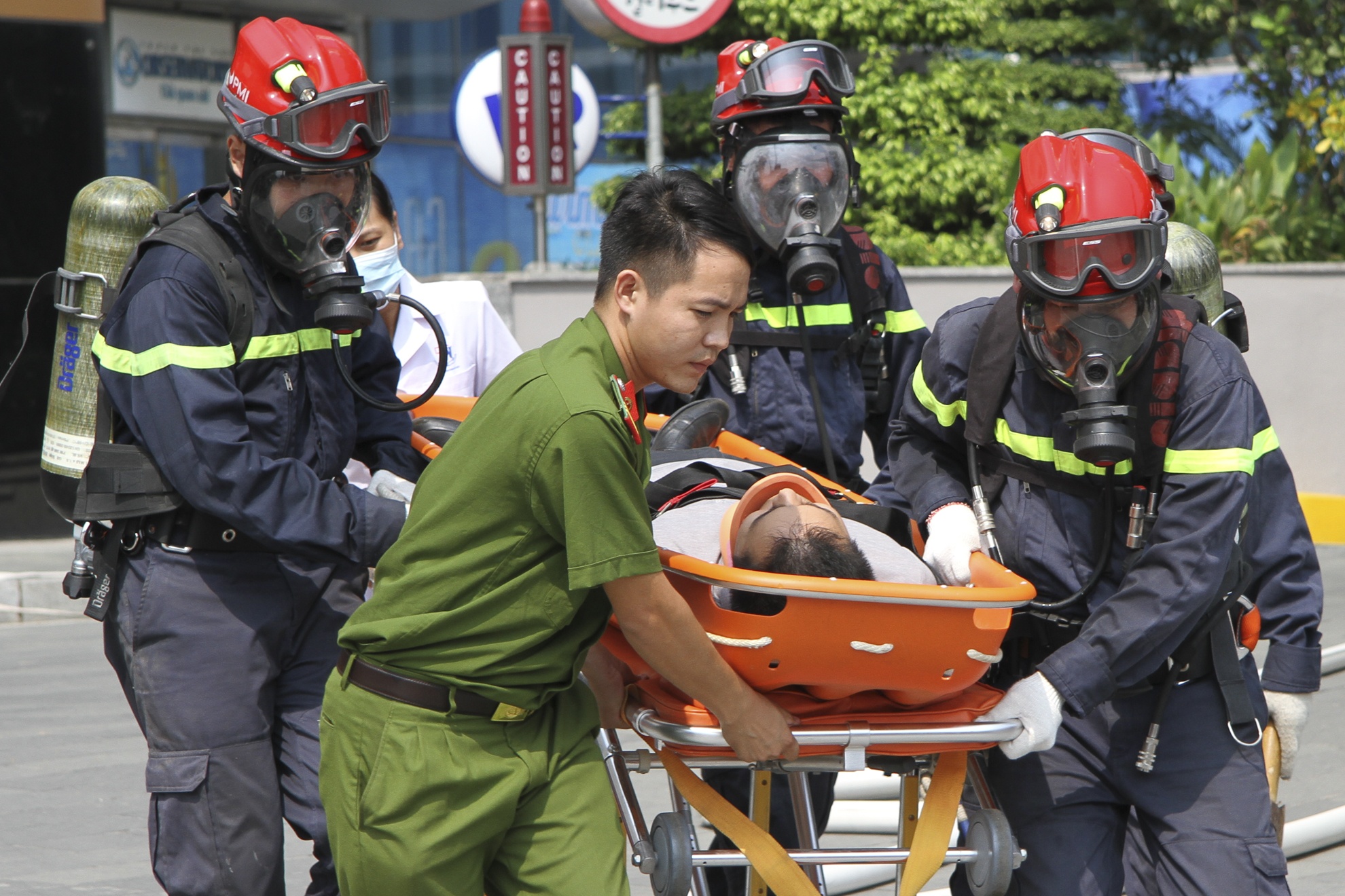 Dien tap chay lon o toa nha Keangnam anh 14