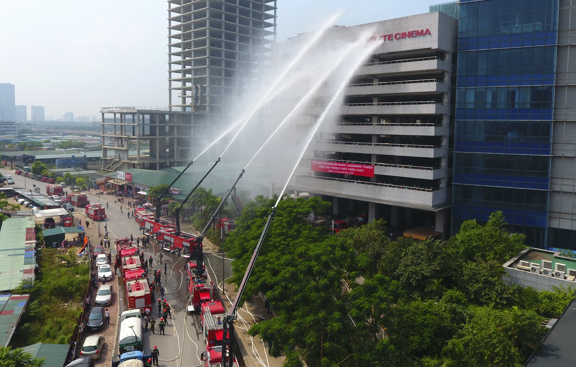 Dien tap chay lon o toa nha Keangnam anh 7