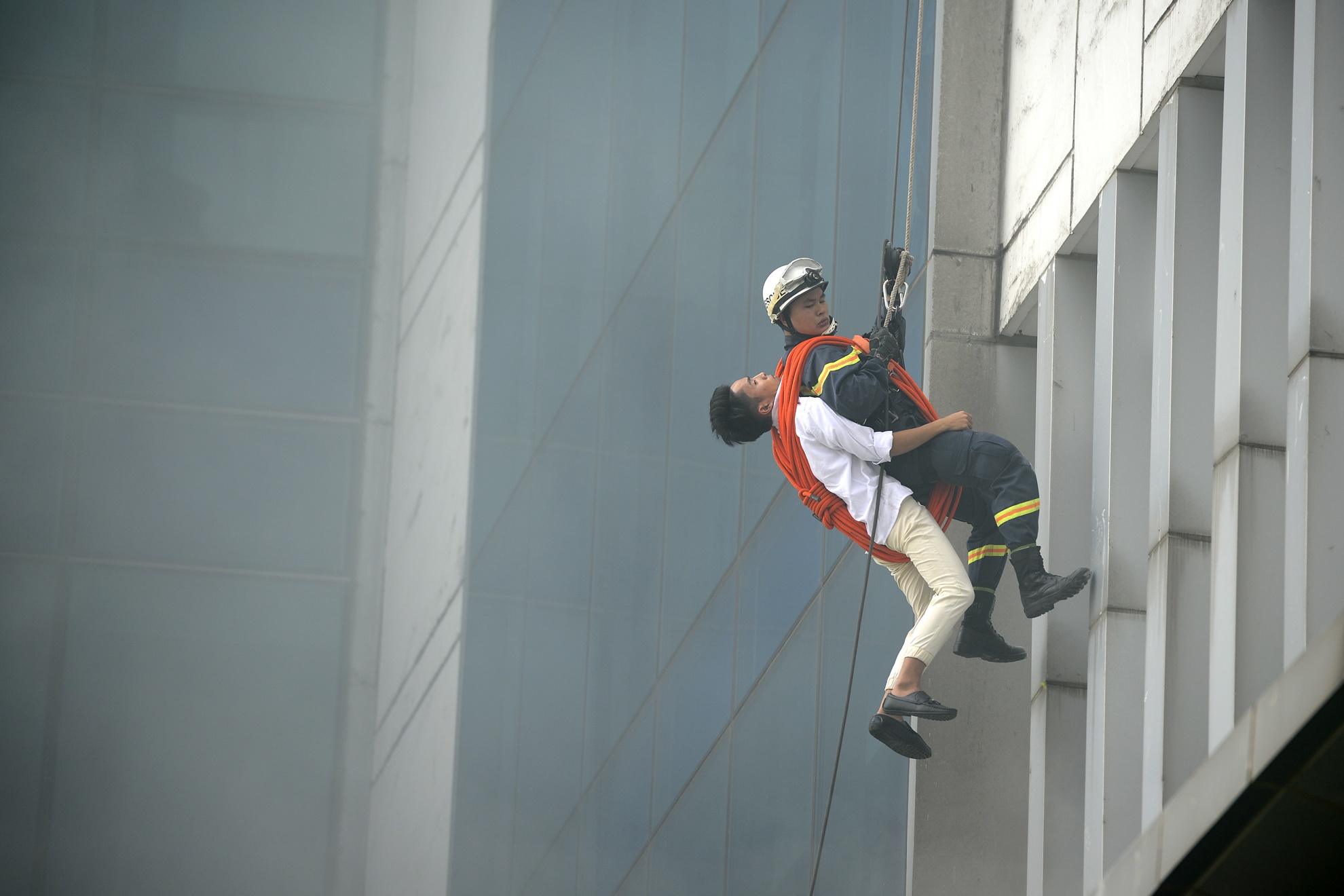 Dien tap chay lon o toa nha Keangnam anh 9