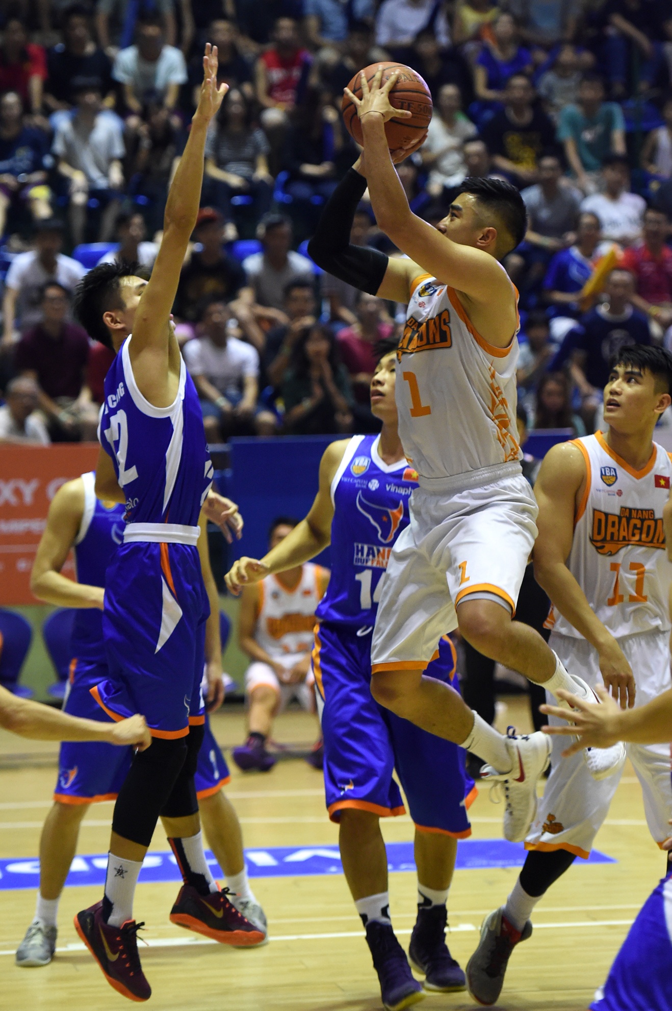 Hanoi Buffaloes thang kich tinh DaNang Dragons anh 5