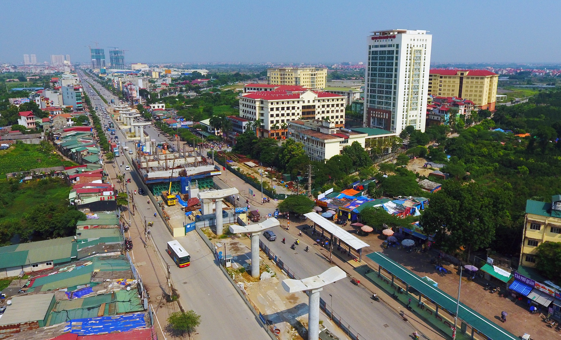 Lao dam duong sat Nhon - Cau Giay anh 1