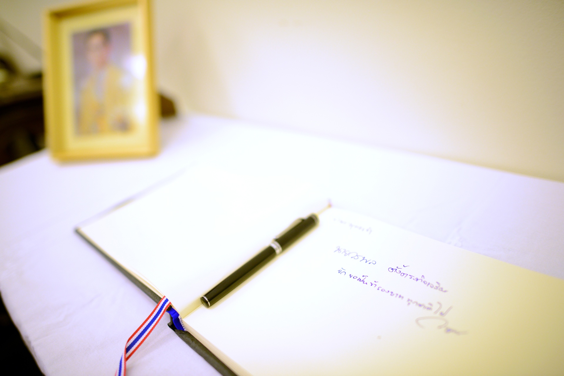 vieng tang vua Thai Lan o Ha Noi anh 11