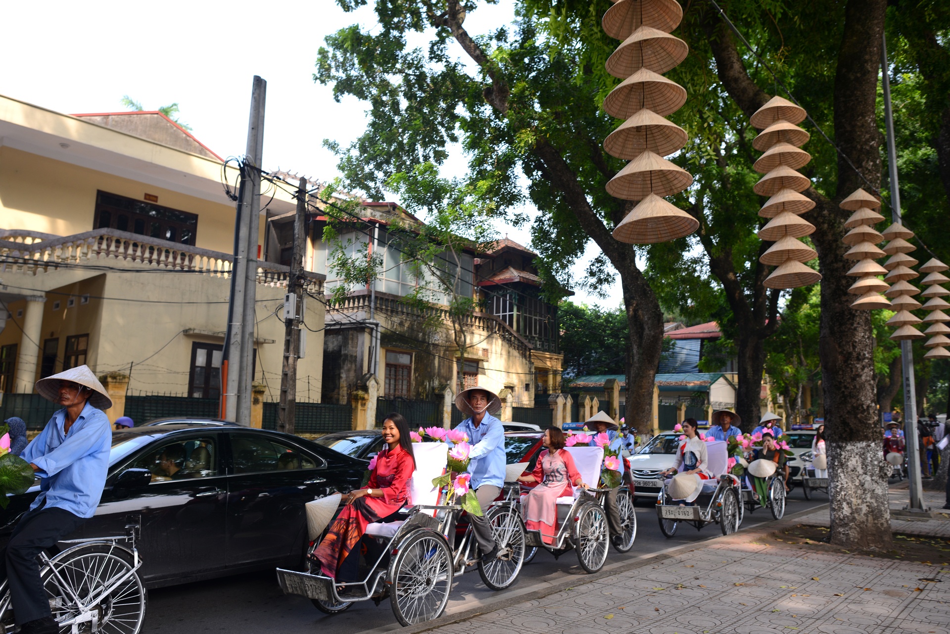 dieu hanh ao dai o Ha Noi anh 16