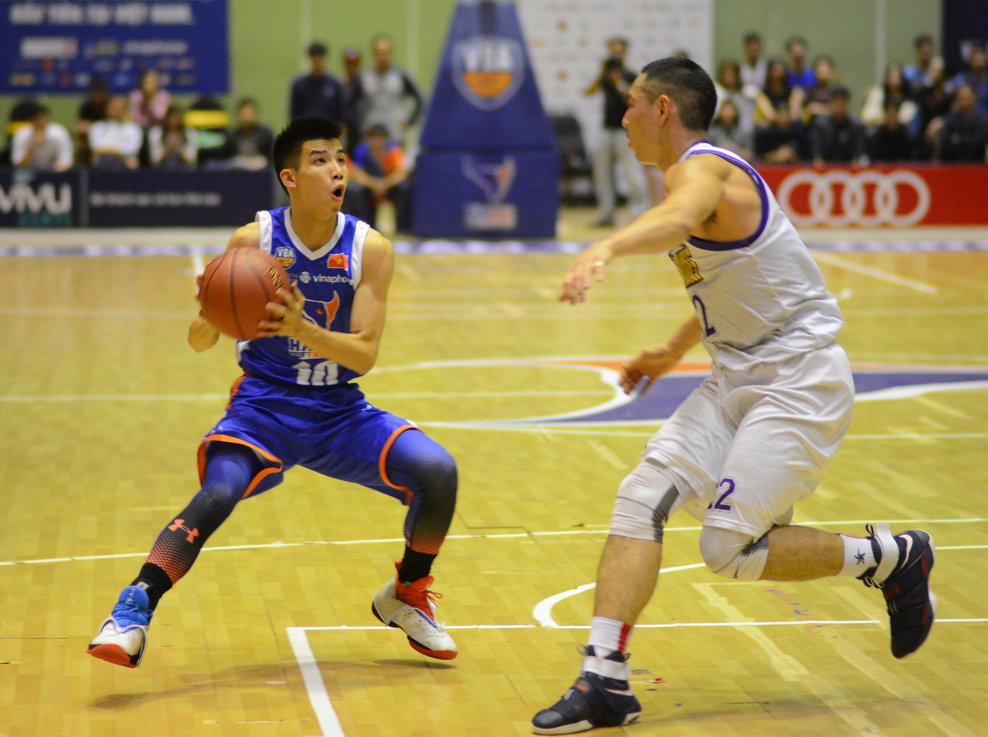 HCM City Wings da bai HN Buffaloes ngay o chao lua Bach Khoa hinh anh