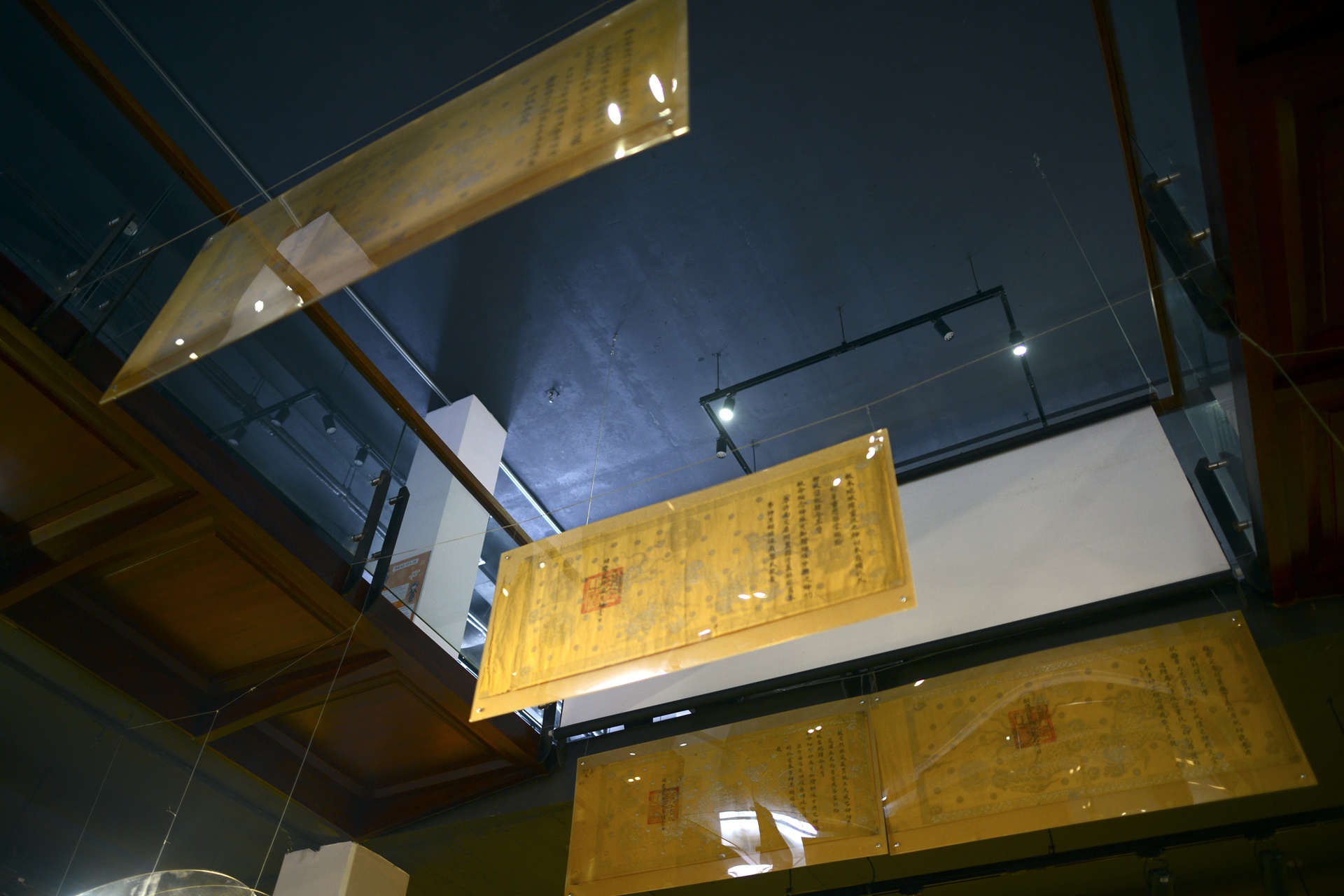 Pho lua Dao Duy Tu anh 15