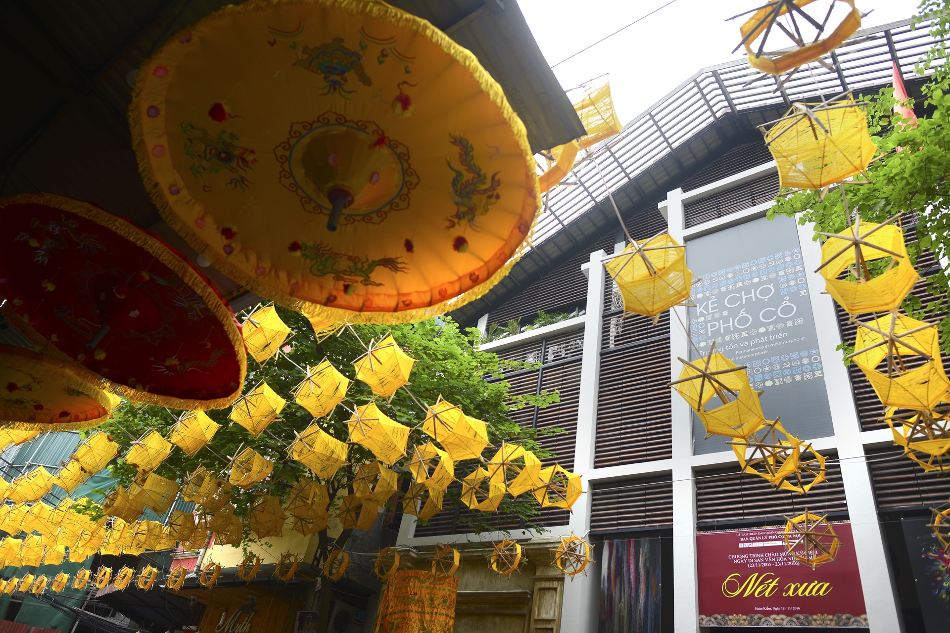 Pho lua Dao Duy Tu anh 9