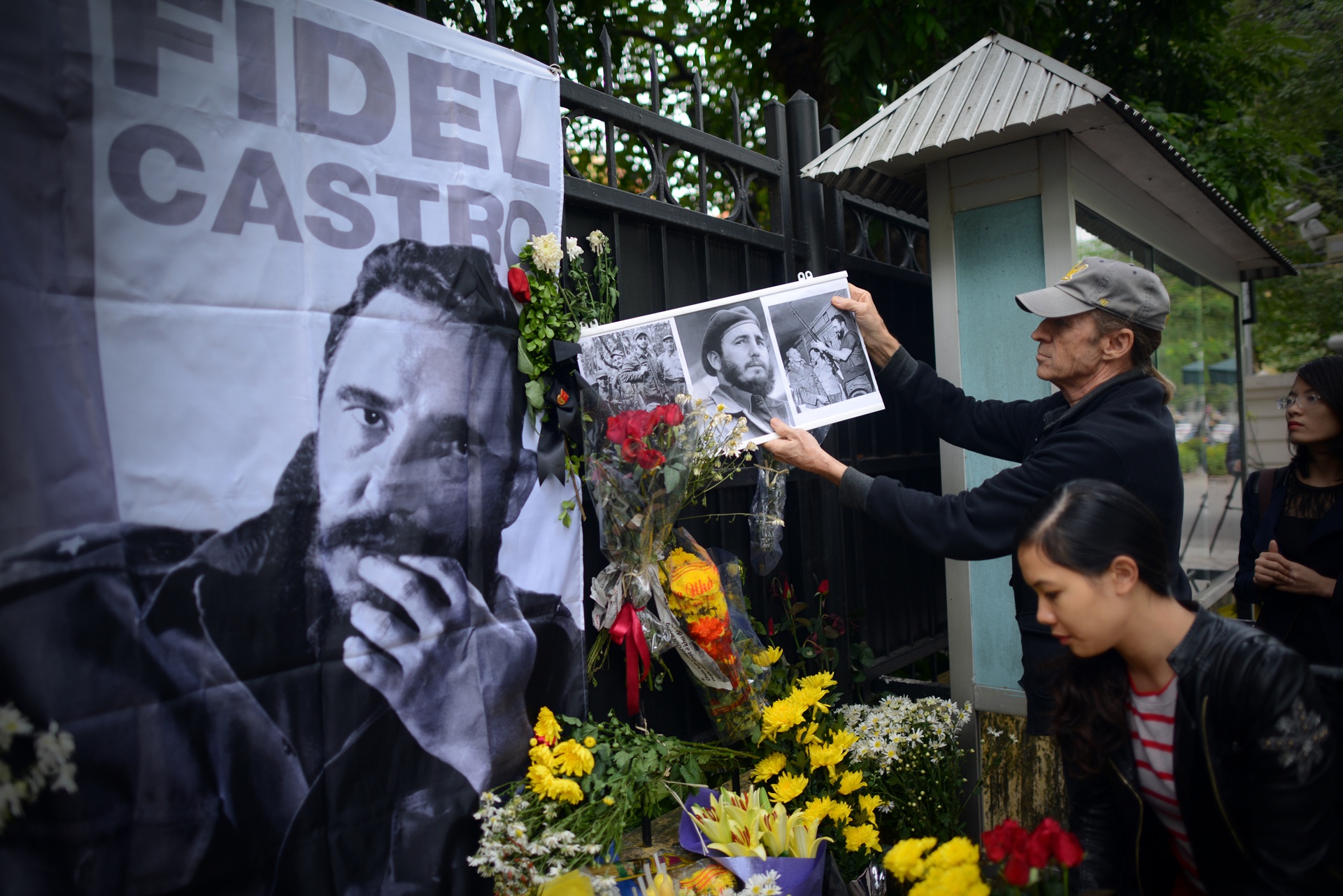 Nguoi dan Viet Nam vieng Fidel Castro anh 6