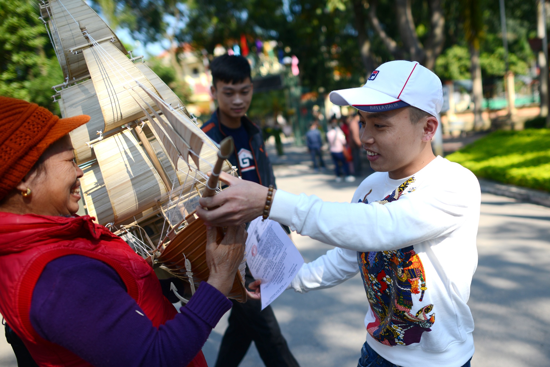 Dac xa pham nhan anh 14