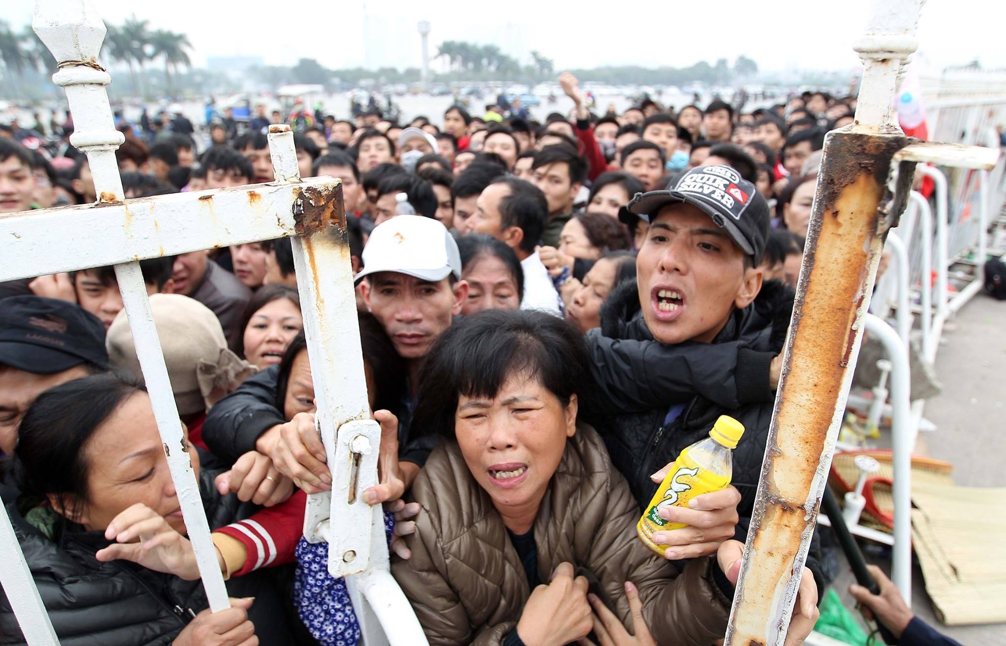 bán vé bóng đá ảnh 4 ban ve bong da anh 4