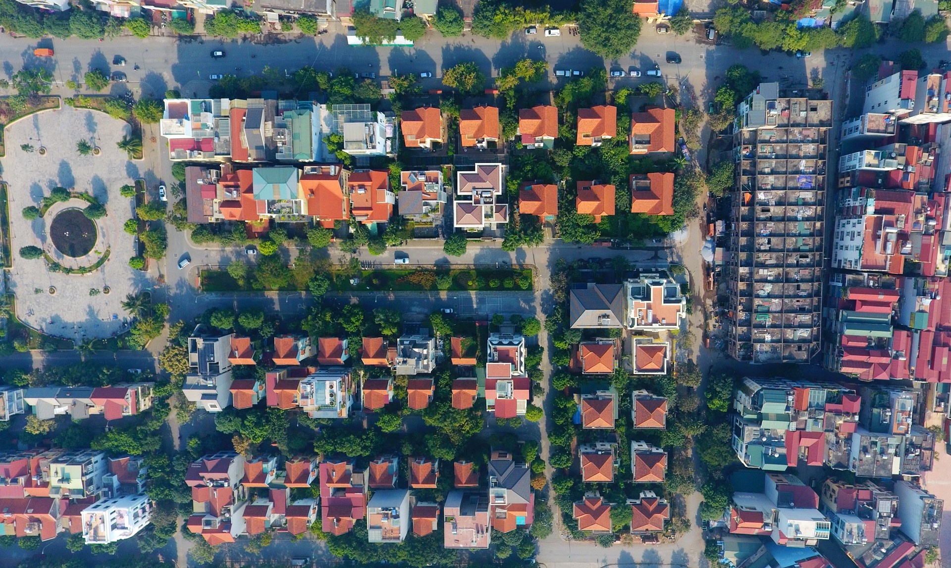 Cong nhan o nha lien ke tien ty anh 2