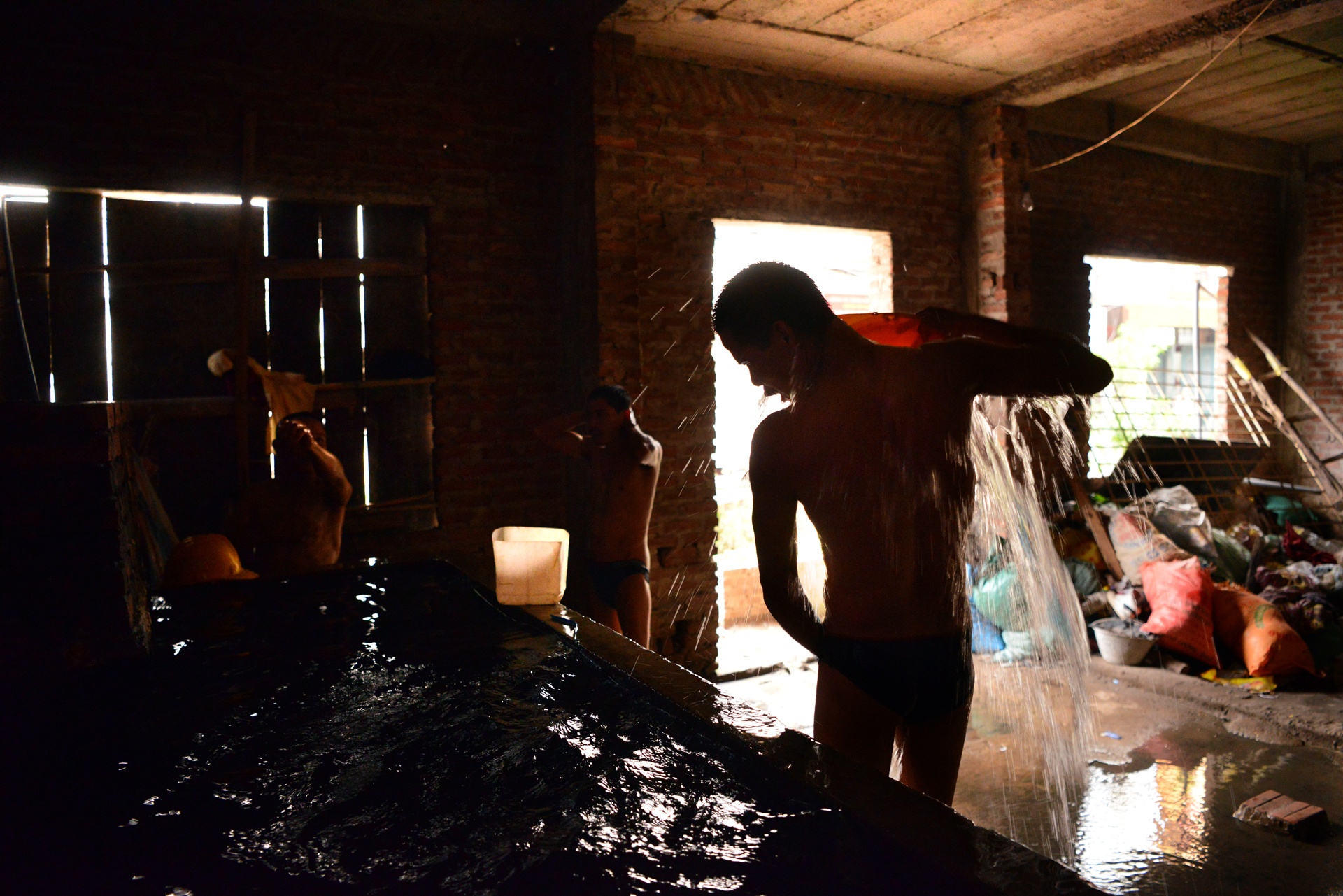 Cong nhan o nha lien ke tien ty anh 9