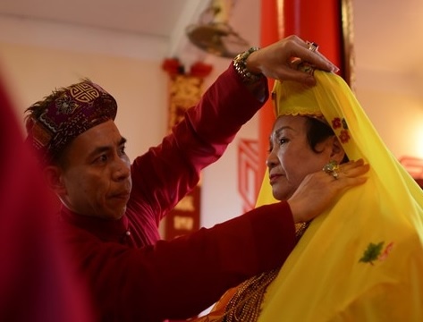 Hau dong dien xuong lan dau tien tai phu Tay Ho hinh anh