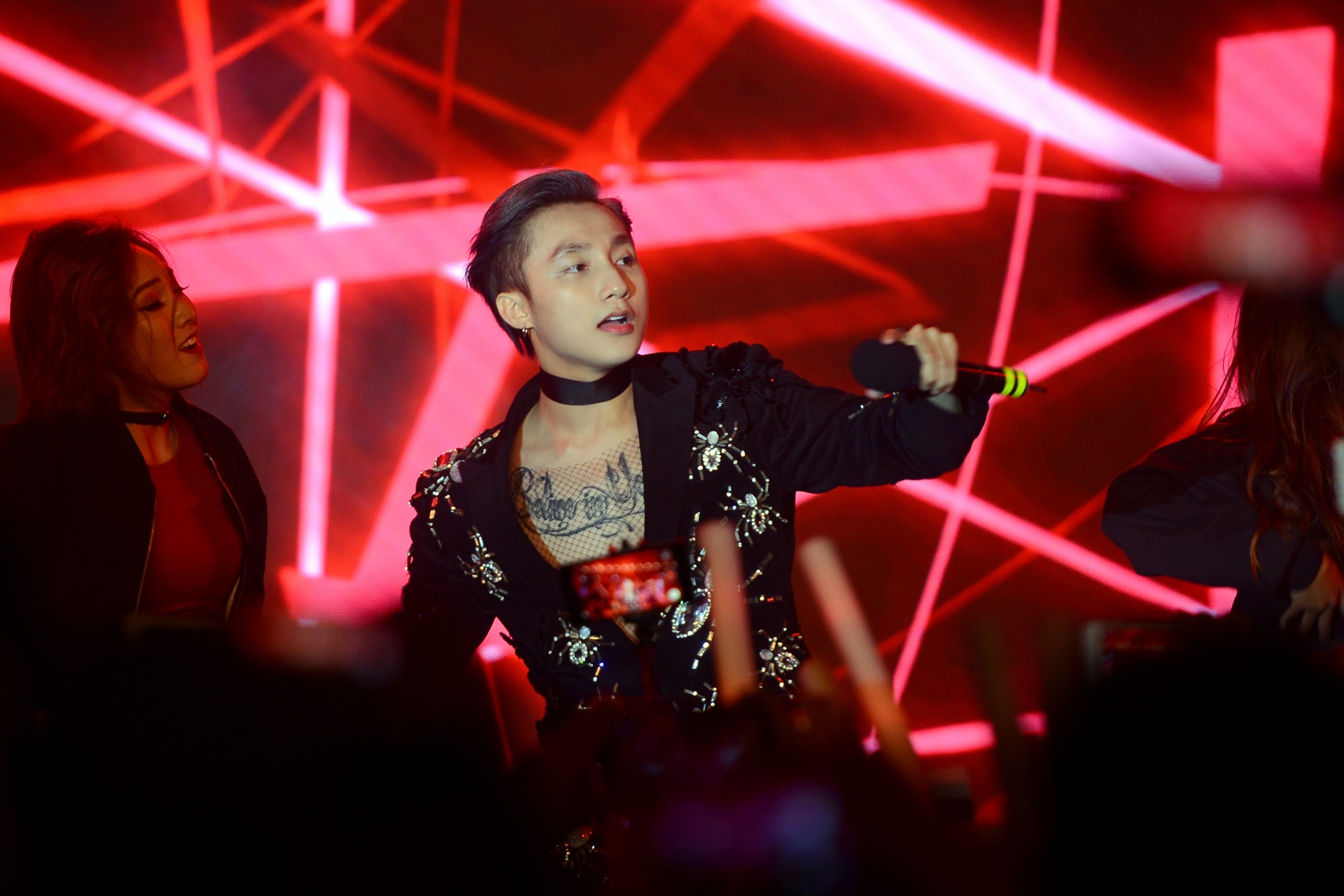 Tuan Ngoc song ca cung Son Tung MTP anh 5