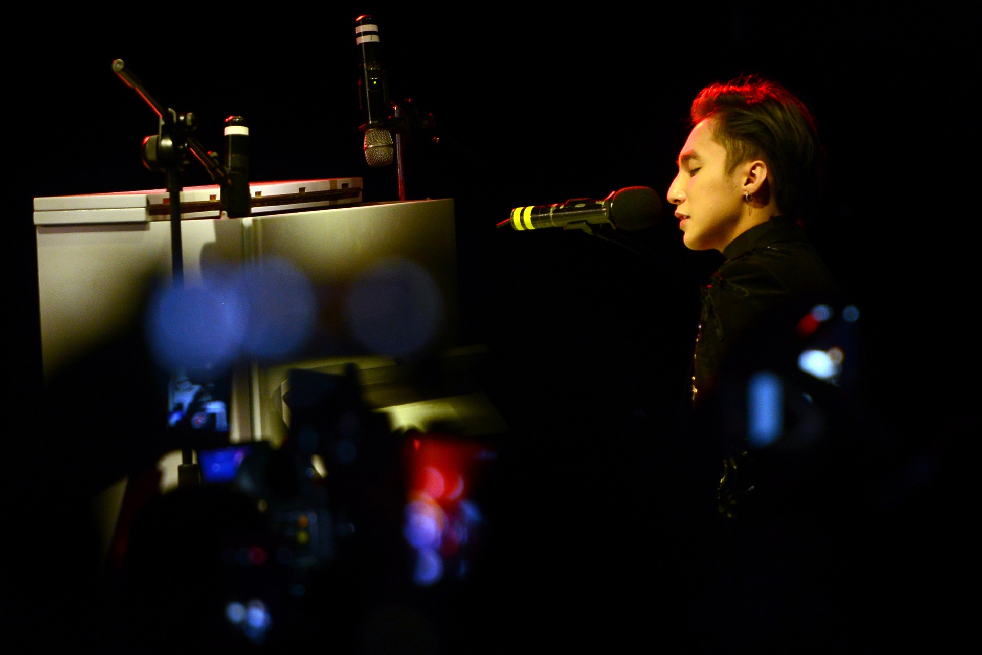 Tuan Ngoc song ca cung Son Tung MTP anh 1