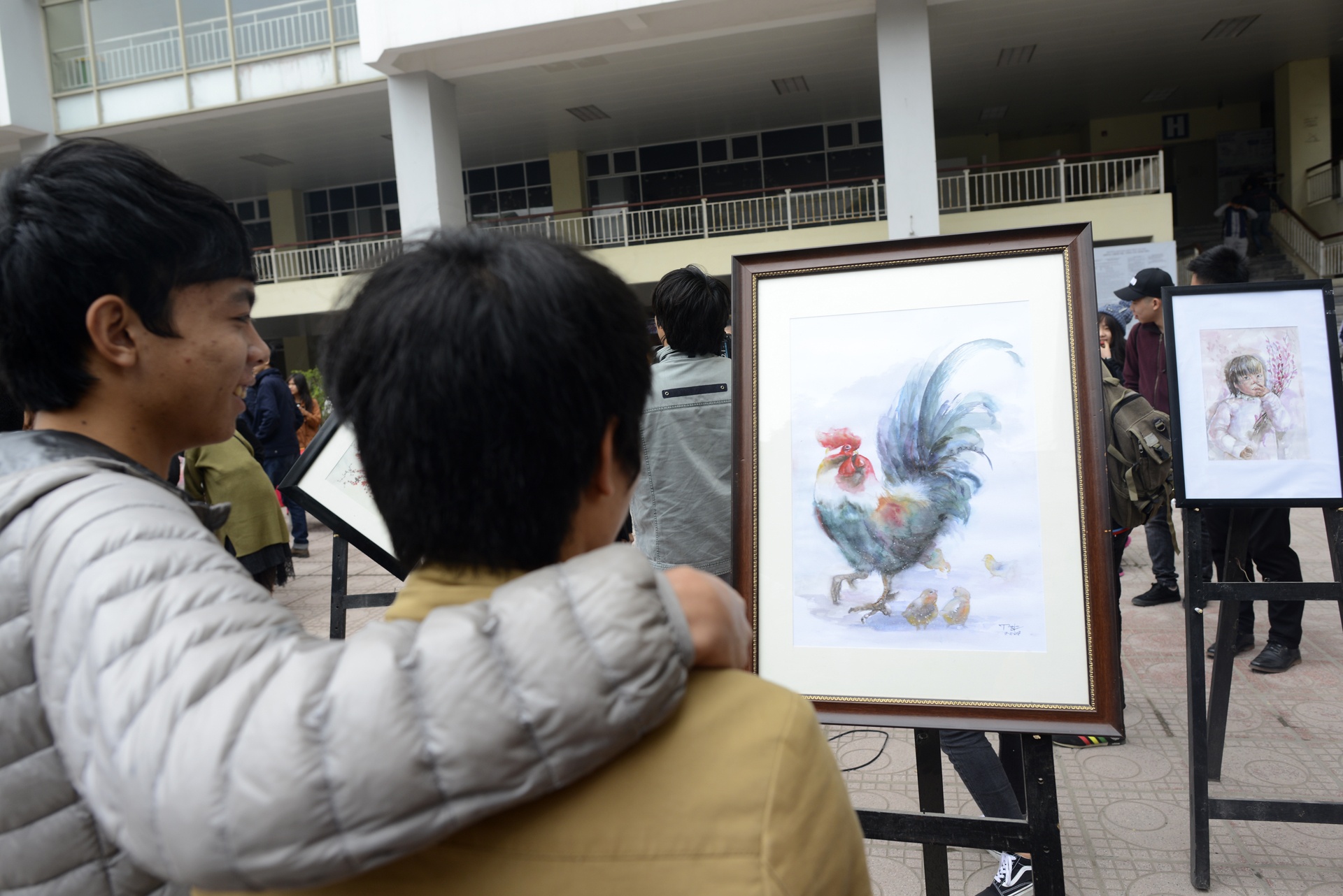 ban dau gia tranh ung ho tre ngheo anh 5