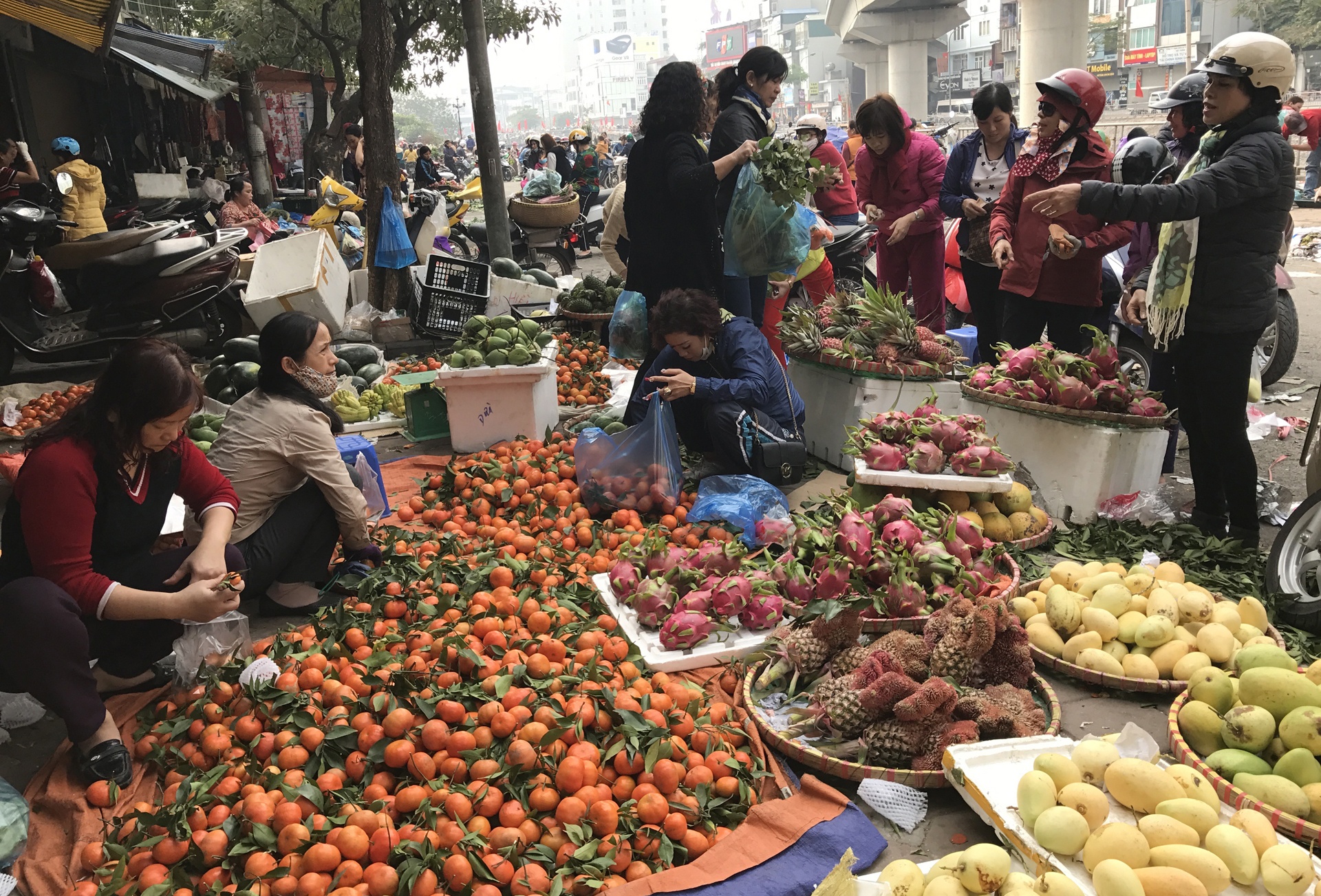 tap nap mua sam ngay cuoi nam anh 15