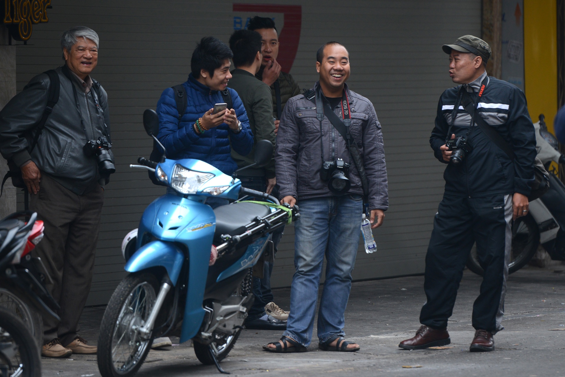 Chup anh sang mung 1 tet anh 1