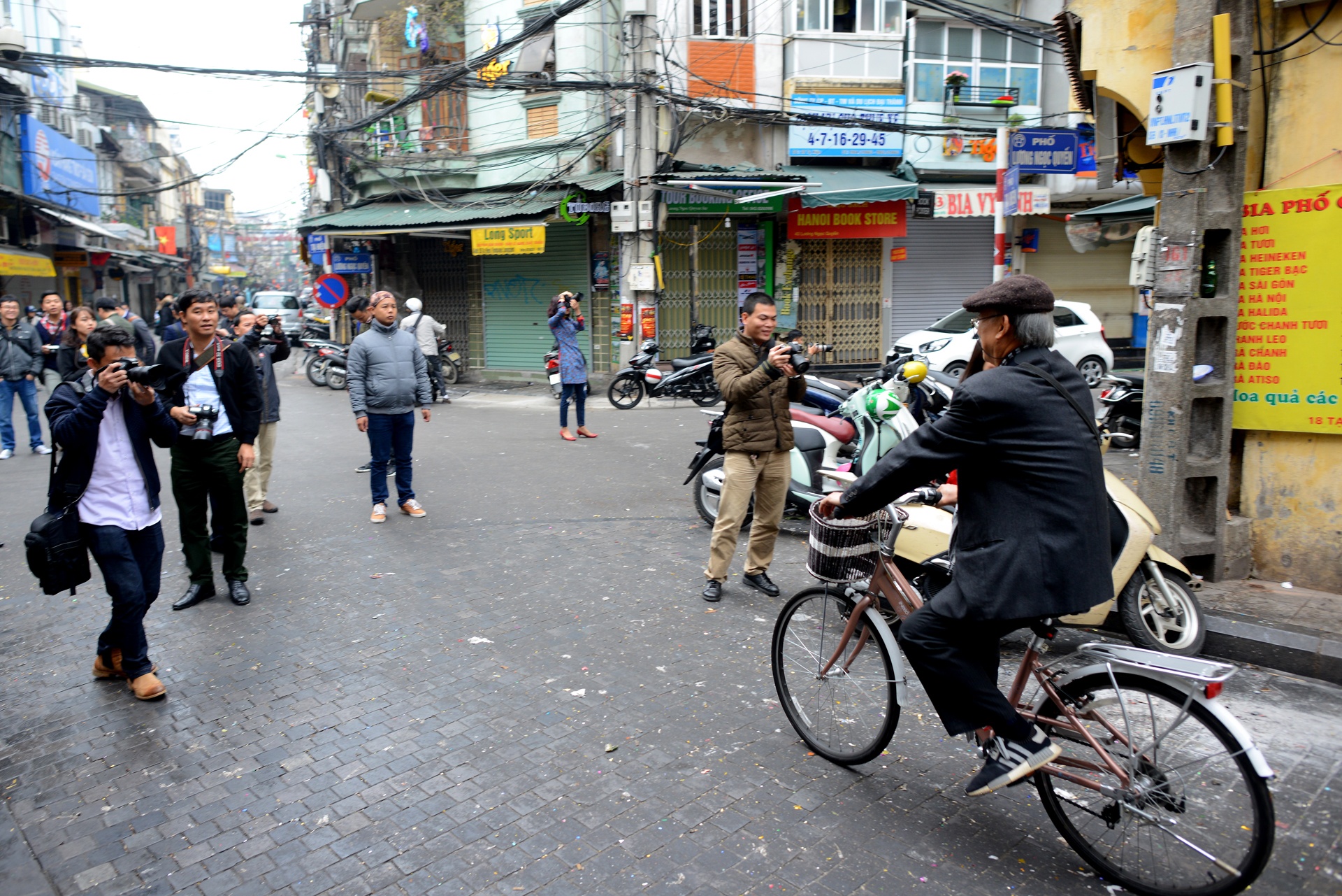 Chup anh sang mung 1 tet anh 4