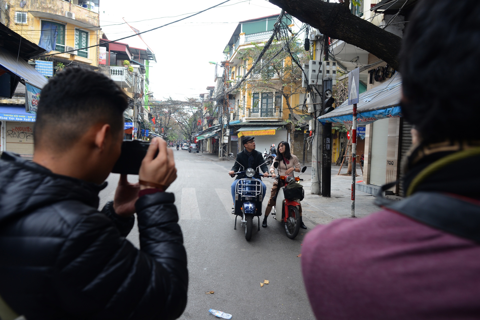 Chup anh sang mung 1 tet anh 9