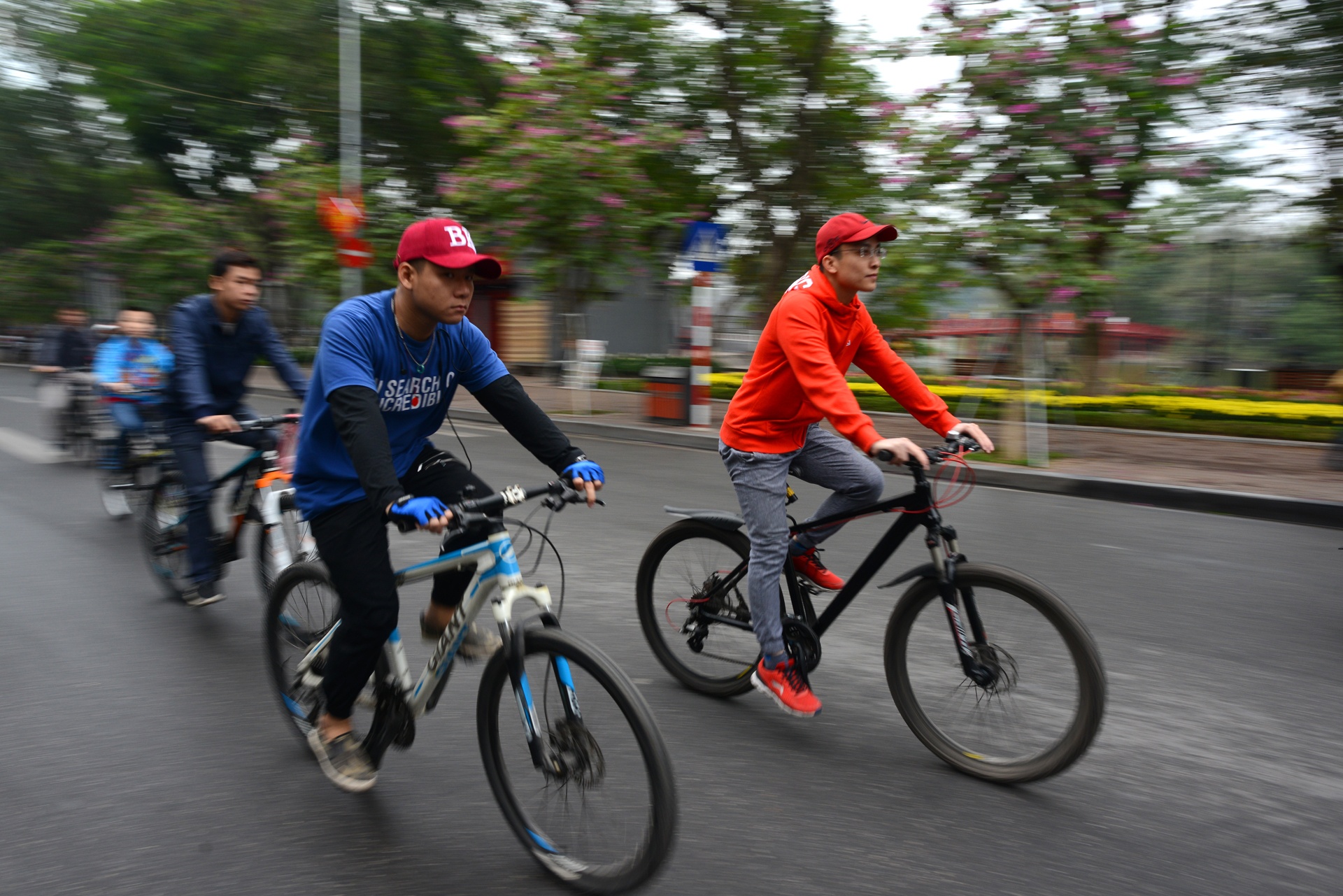 Ha Noi thanh binh sang mung 1 Tet anh 9