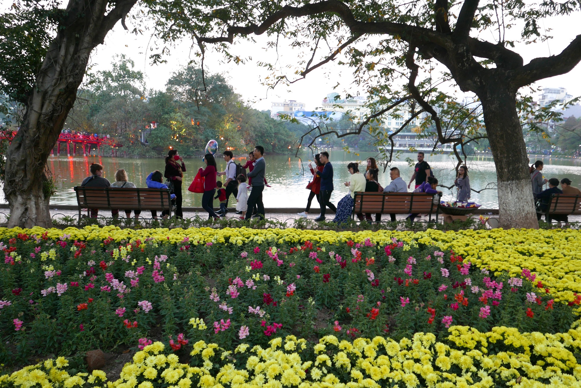 Du xuan o Ha Noi anh 4