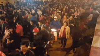 Bien nguoi do ve chua Phuc Khanh giai han sao La Hau hinh anh