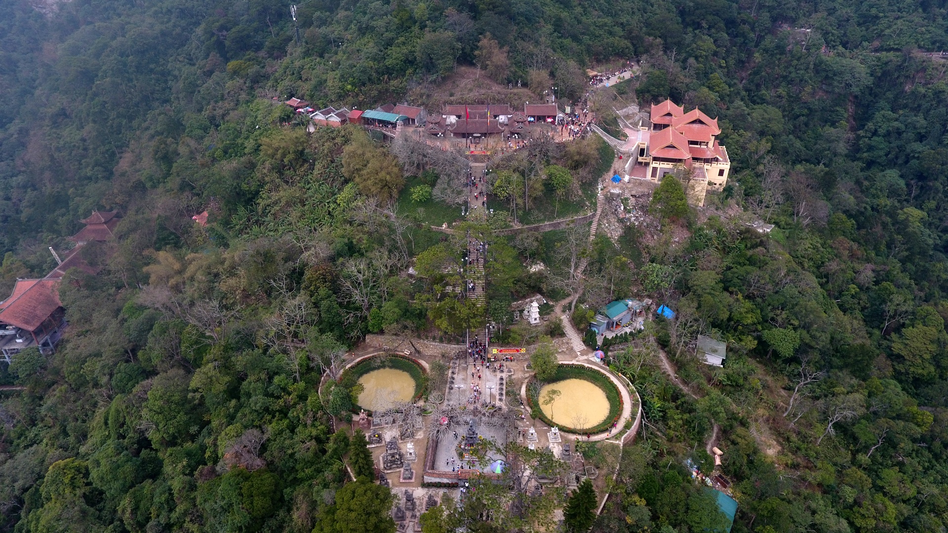 Canh dep Yen Tu ngay khai hoi anh 7