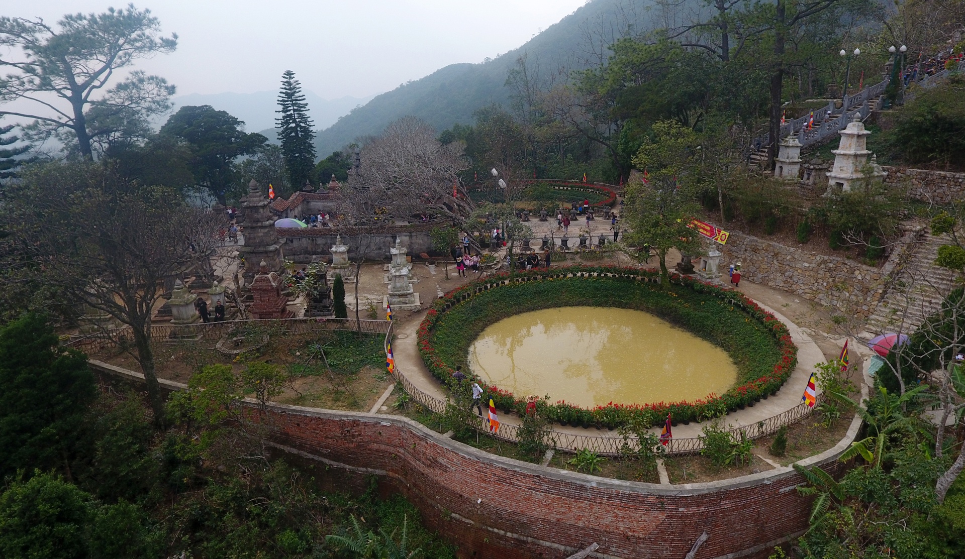 Canh dep Yen Tu ngay khai hoi anh 10