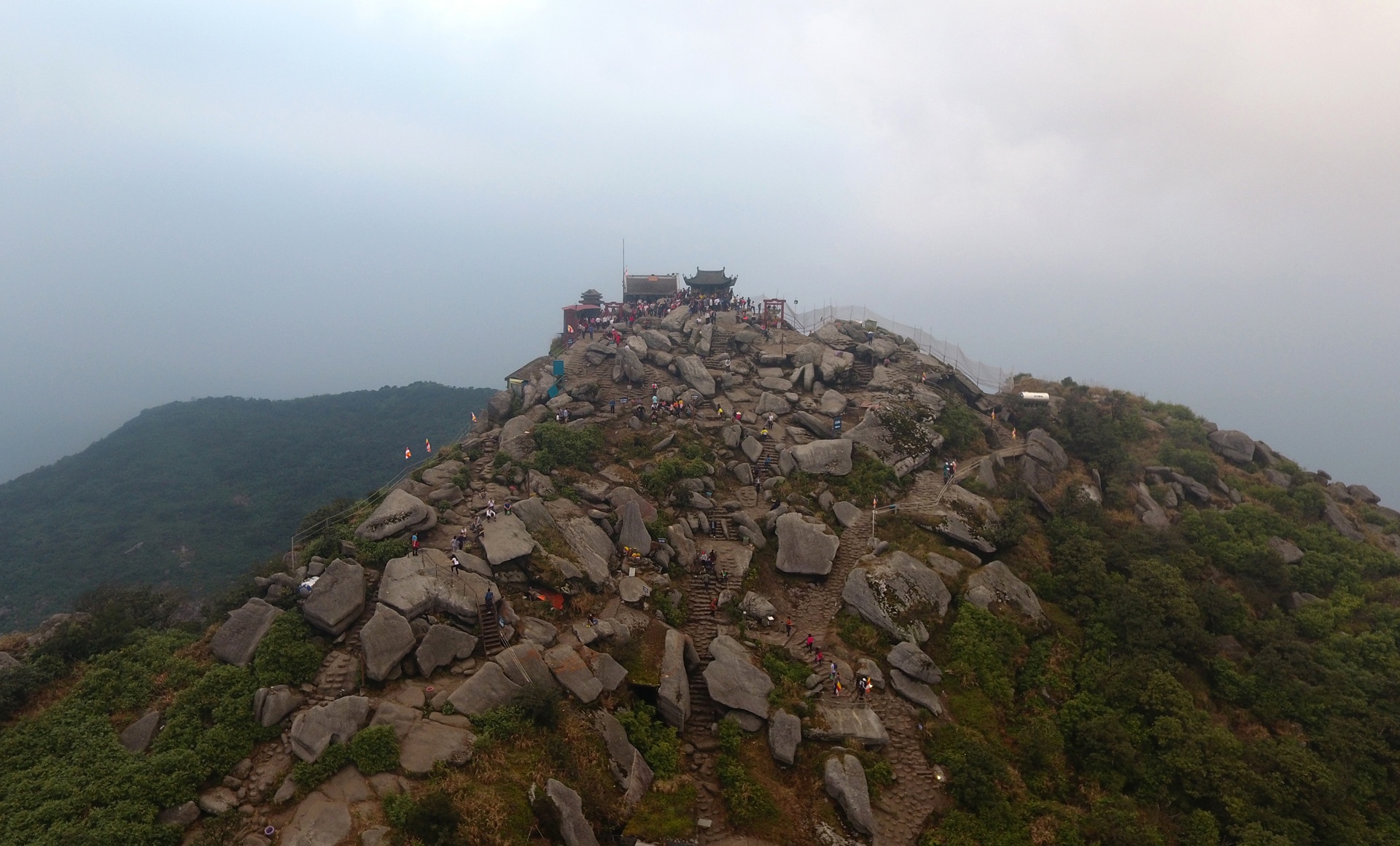 Canh dep Yen Tu ngay khai hoi anh 3