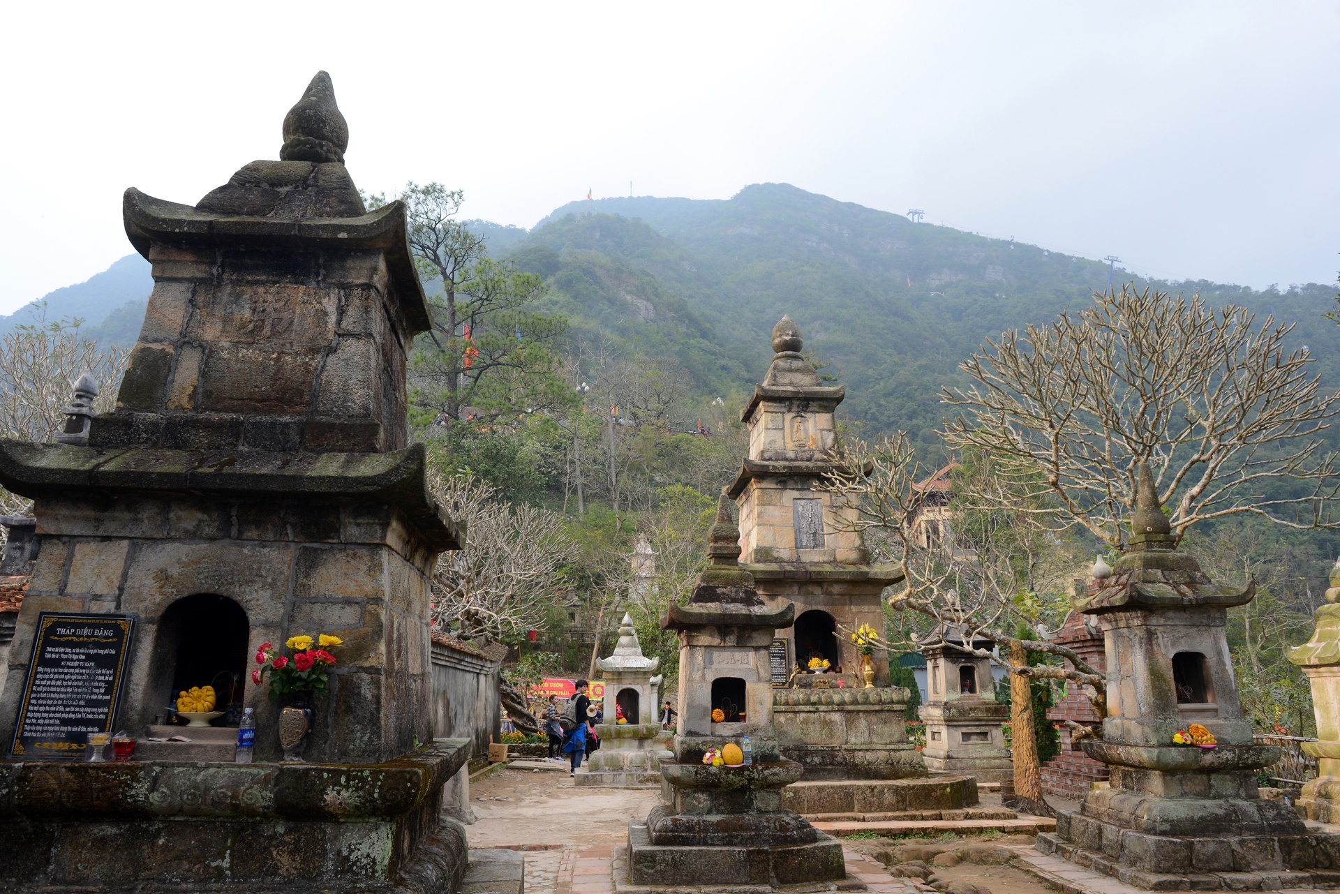 Canh dep Yen Tu ngay khai hoi anh 11