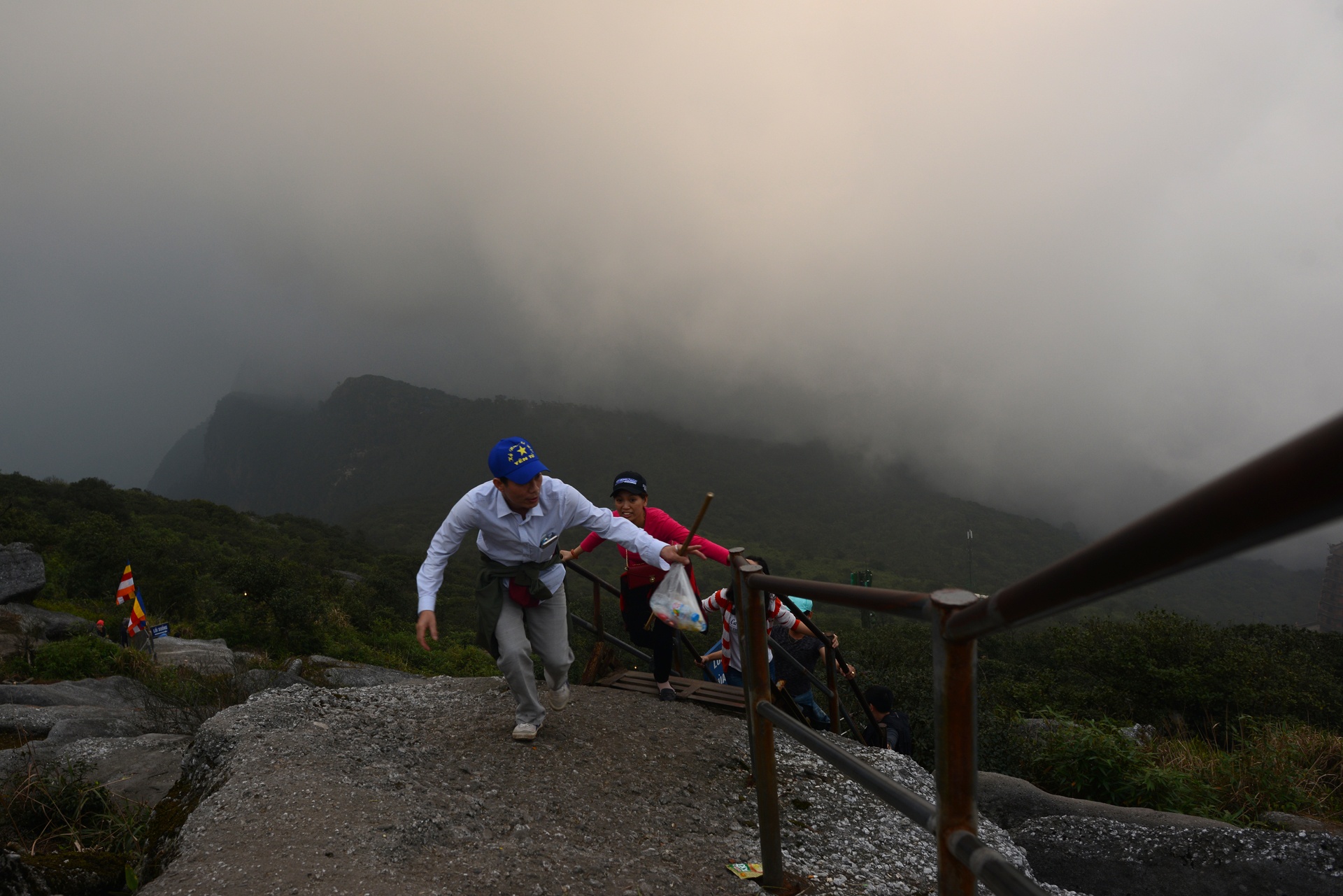 Canh dep Yen Tu ngay khai hoi anh 16