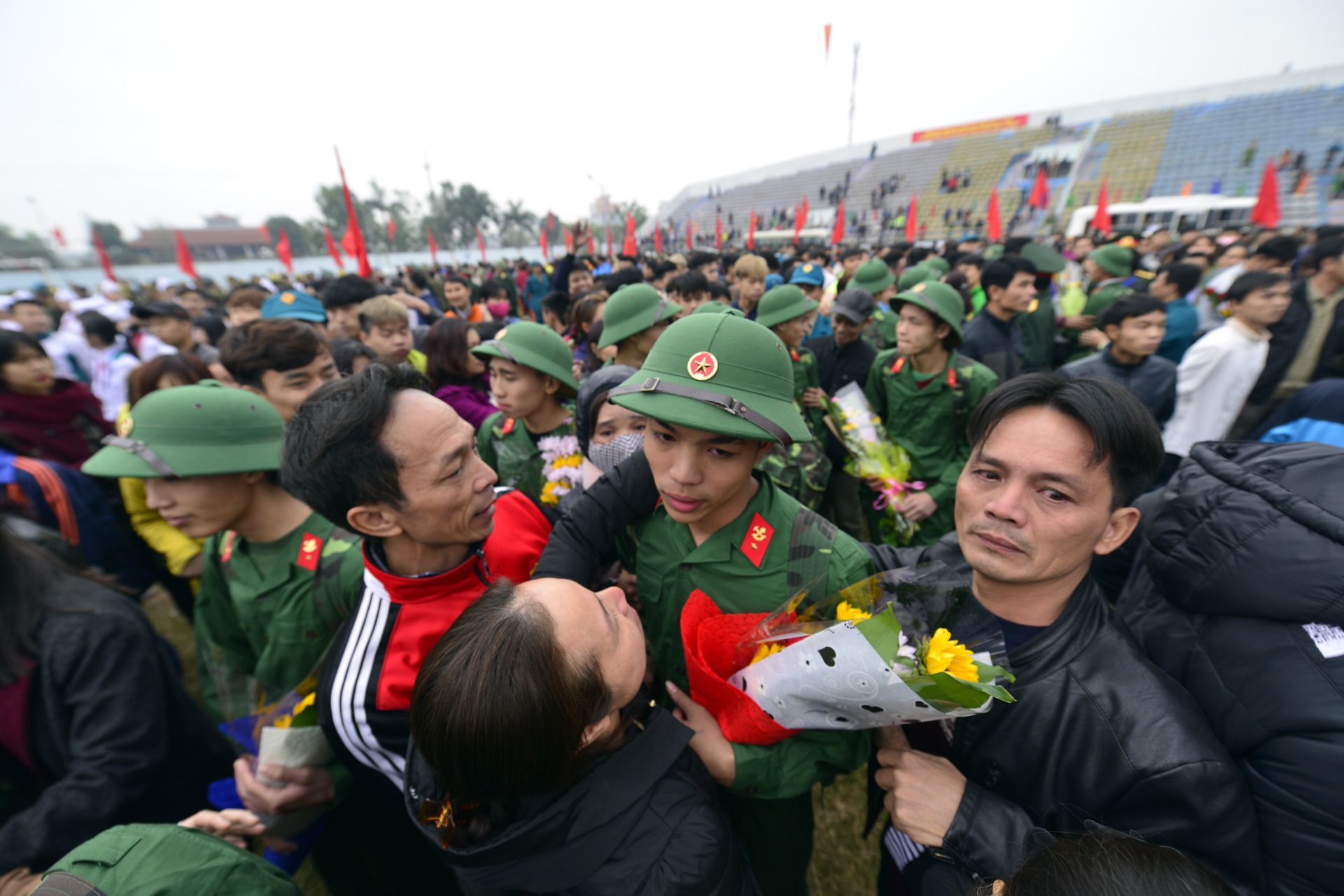 phut chia tay len duong nhap ngu anh 16