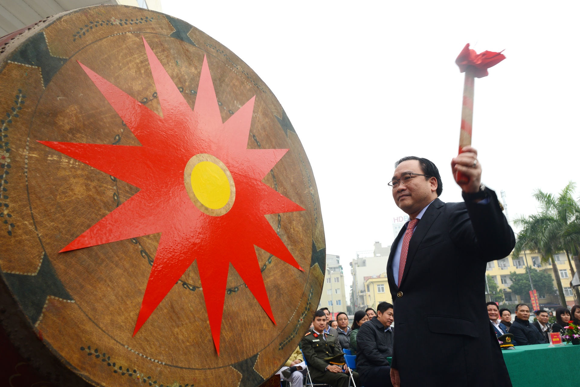 phut chia tay len duong nhap ngu anh 2