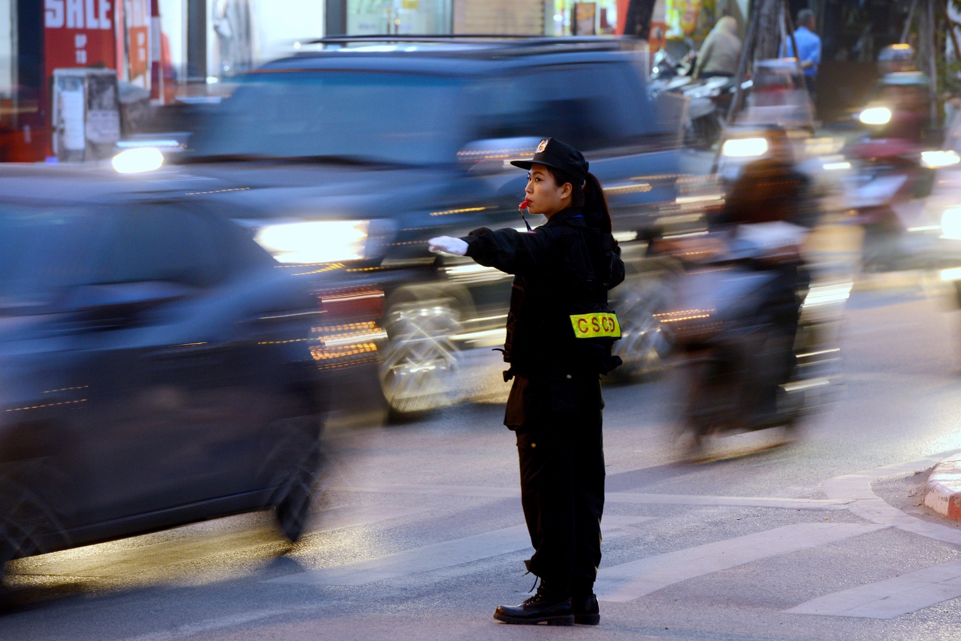 phu nu ganh vac cong viec dan ong anh 18